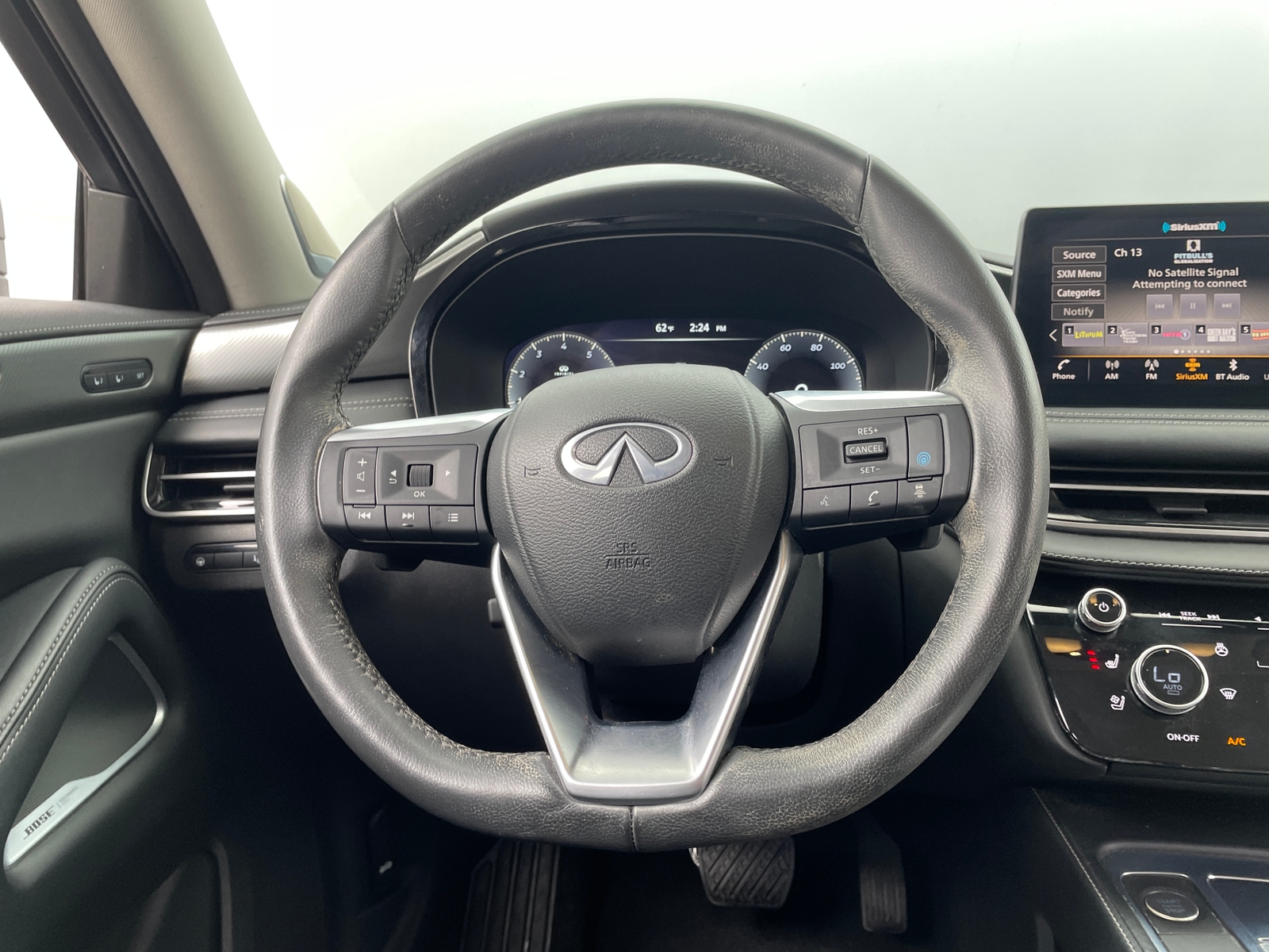 Thumbnail: 2023 INFINITI QX60 - 4