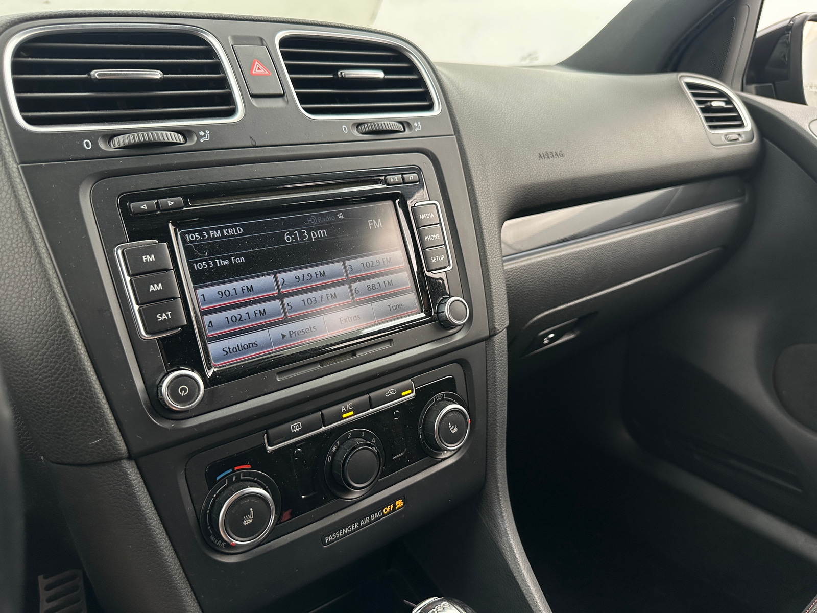 Thumbnail: 2013 Volkswagen Golf - 4