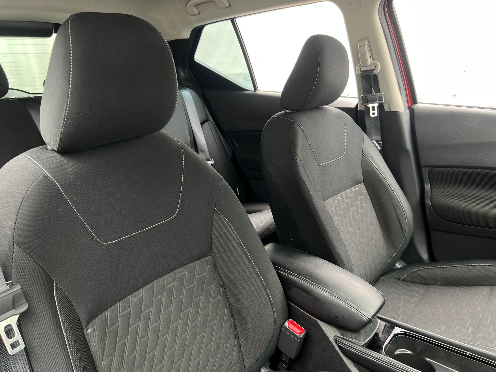 Thumbnail: 2023 Nissan Kicks - 2