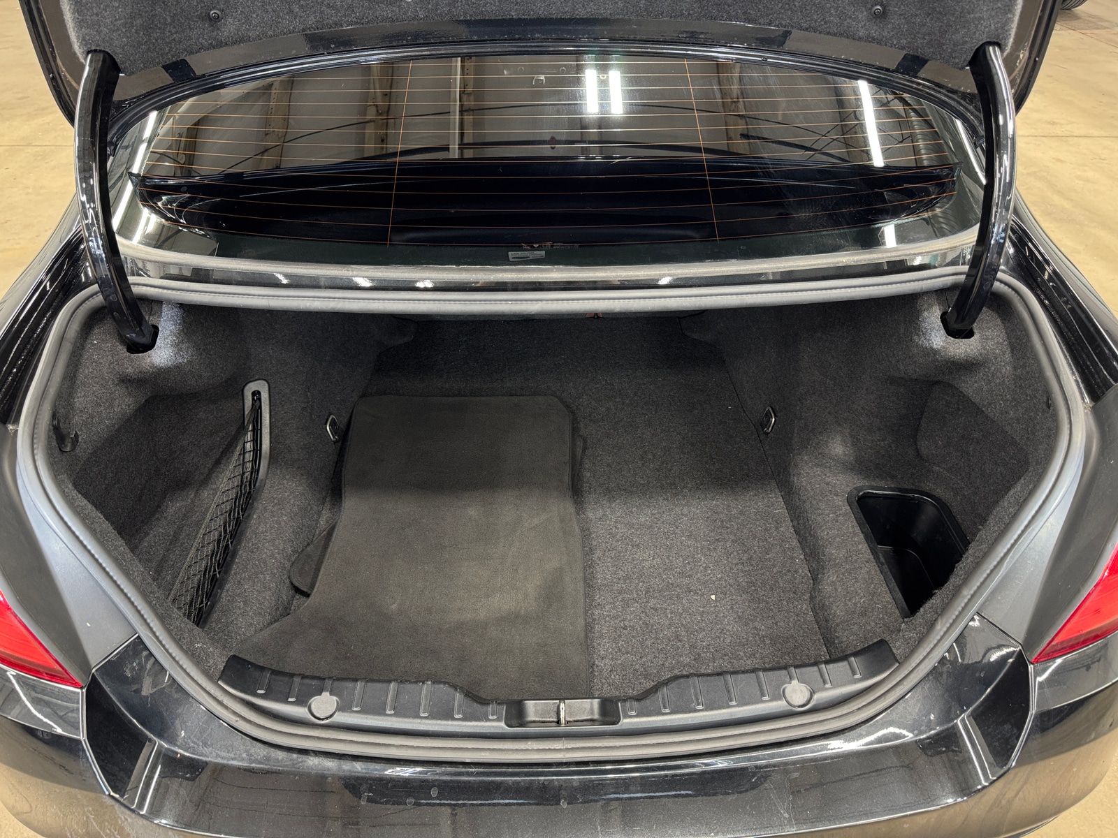 Thumbnail: 2015 BMW 5 Series - 6