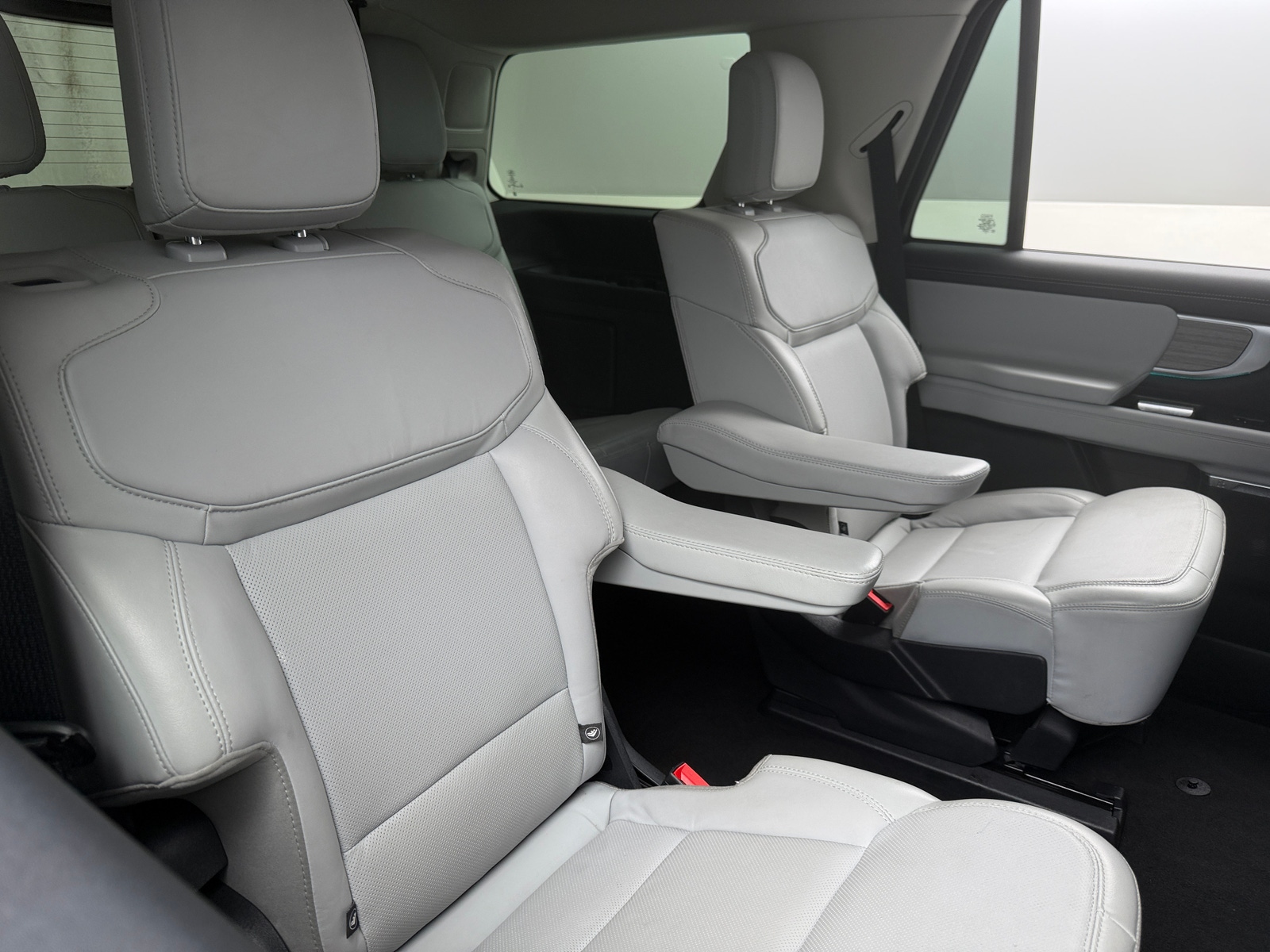 Thumbnail: 2025 Ford Expedition - 5
