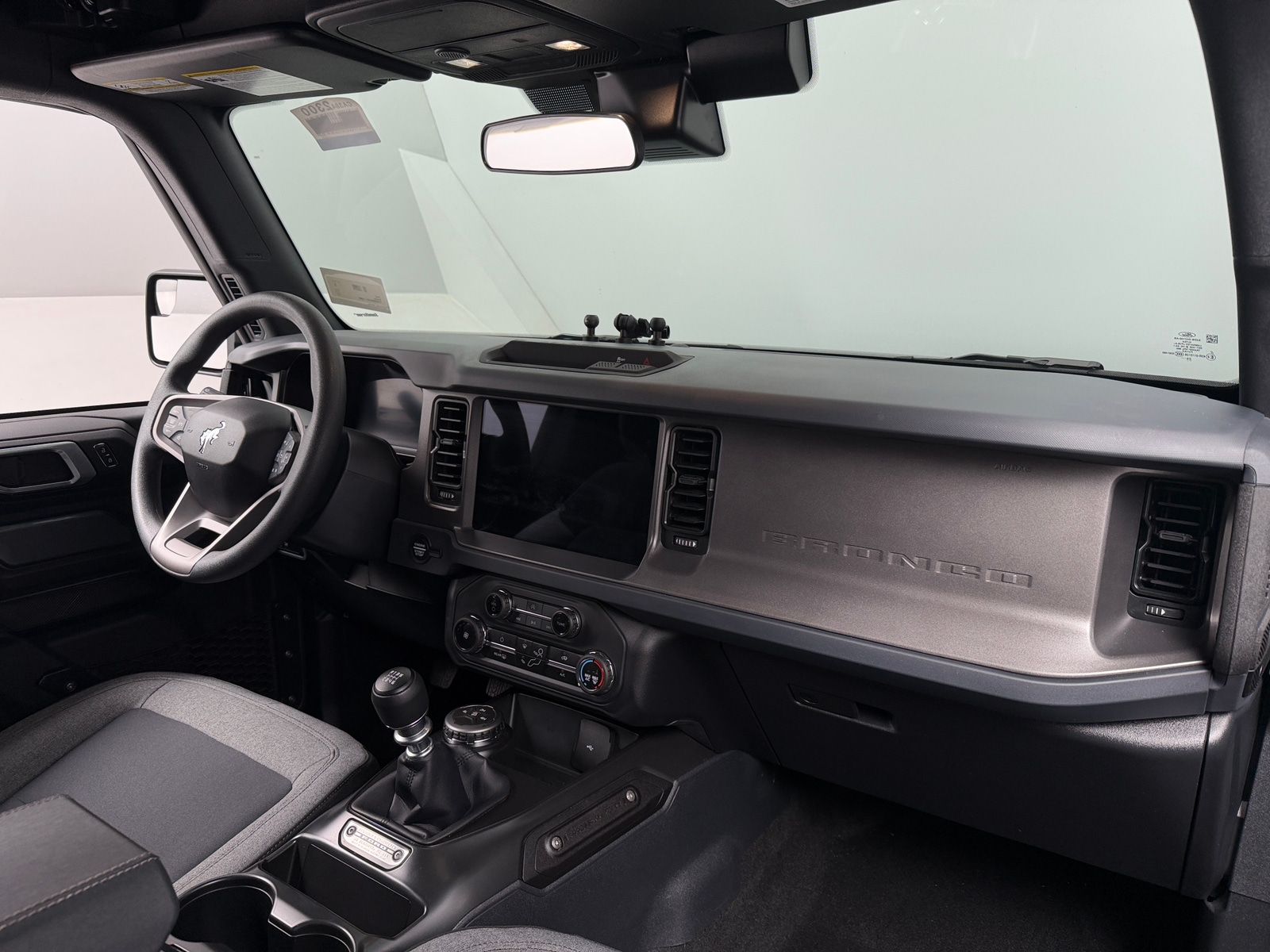 Thumbnail: 2025 Ford Bronco - 3