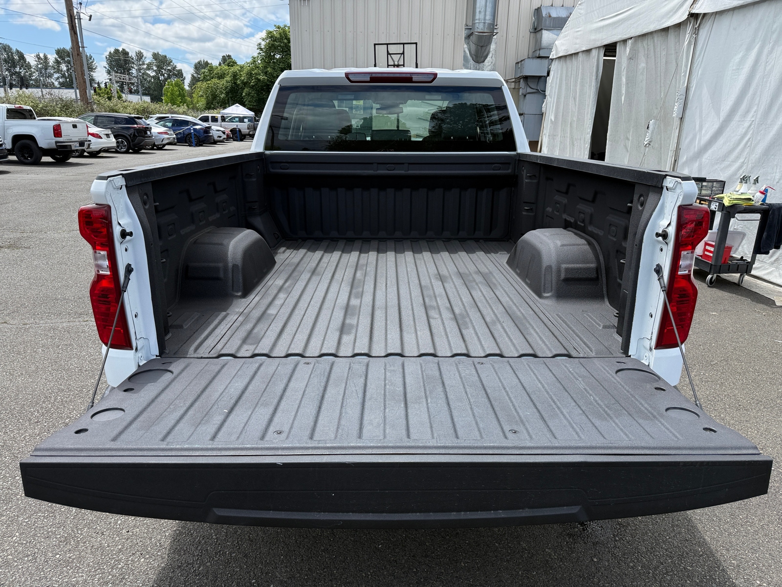 Thumbnail: 2023 Chevrolet Silverado 1500 - 6