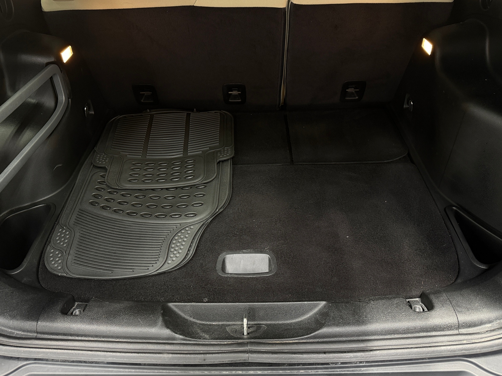 Thumbnail: 2016 Jeep Cherokee - 7