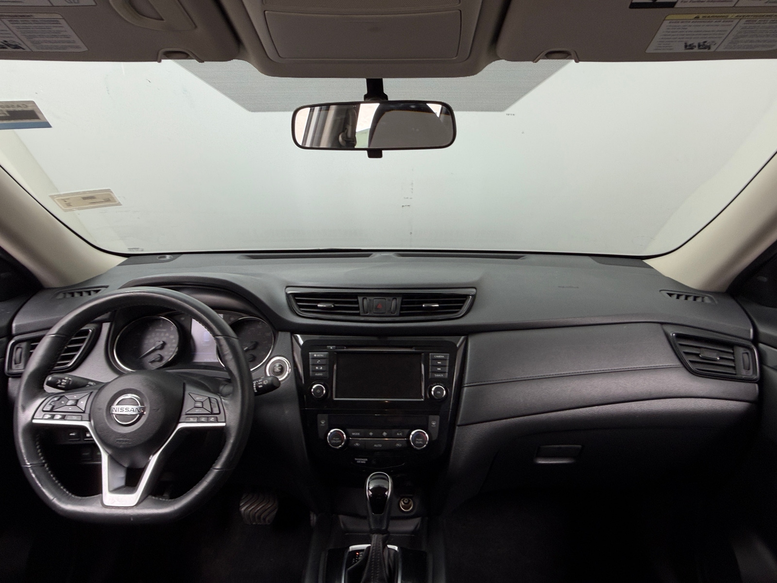Thumbnail: 2018 Nissan Rogue - 3