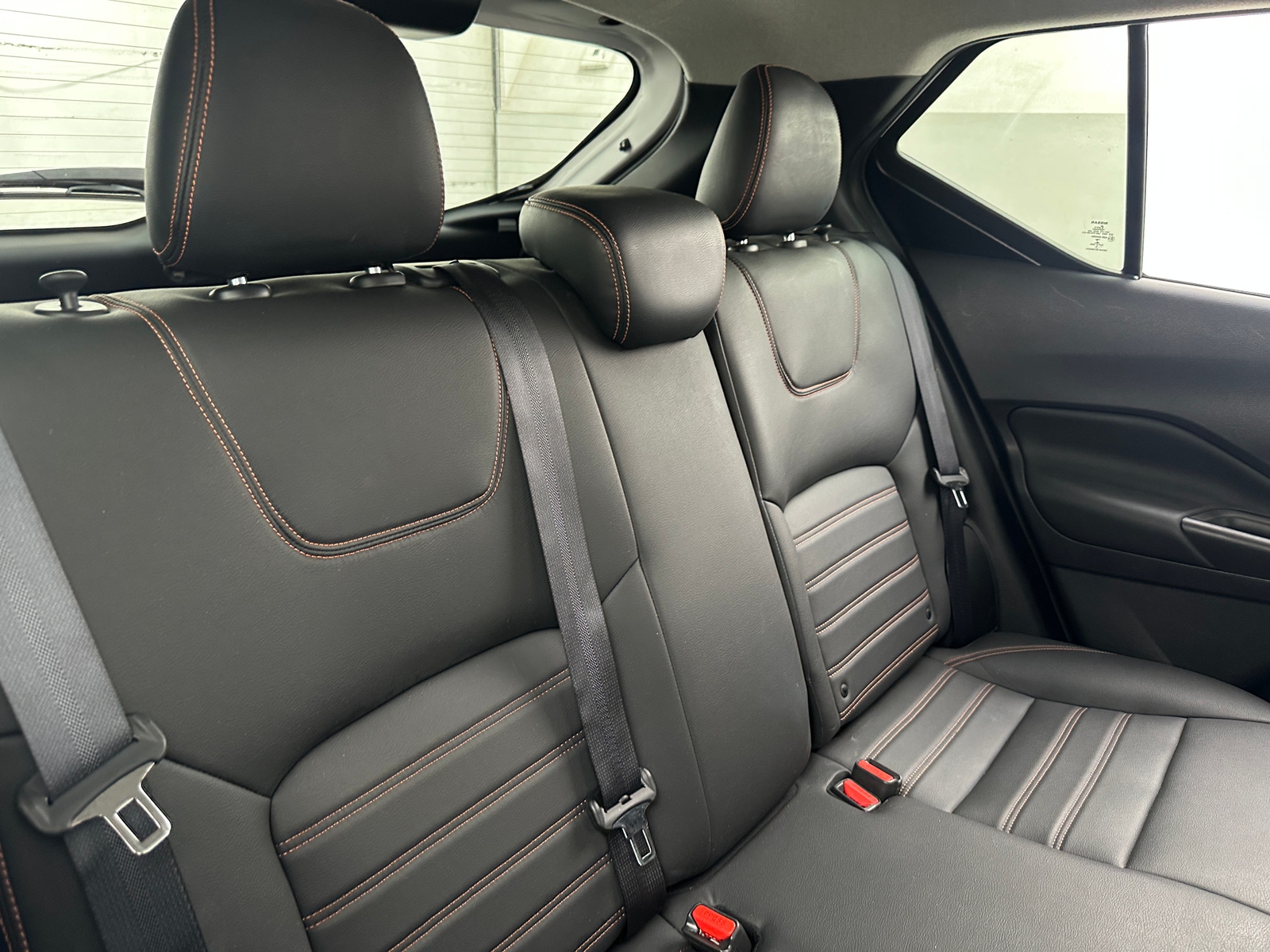Thumbnail: 2019 Nissan Kicks - 6