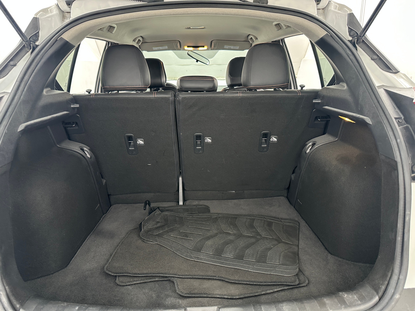 Thumbnail: 2019 Nissan Kicks - 7