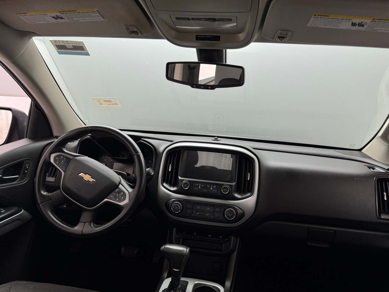 Thumbnail: 2016 Chevrolet Colorado - 3