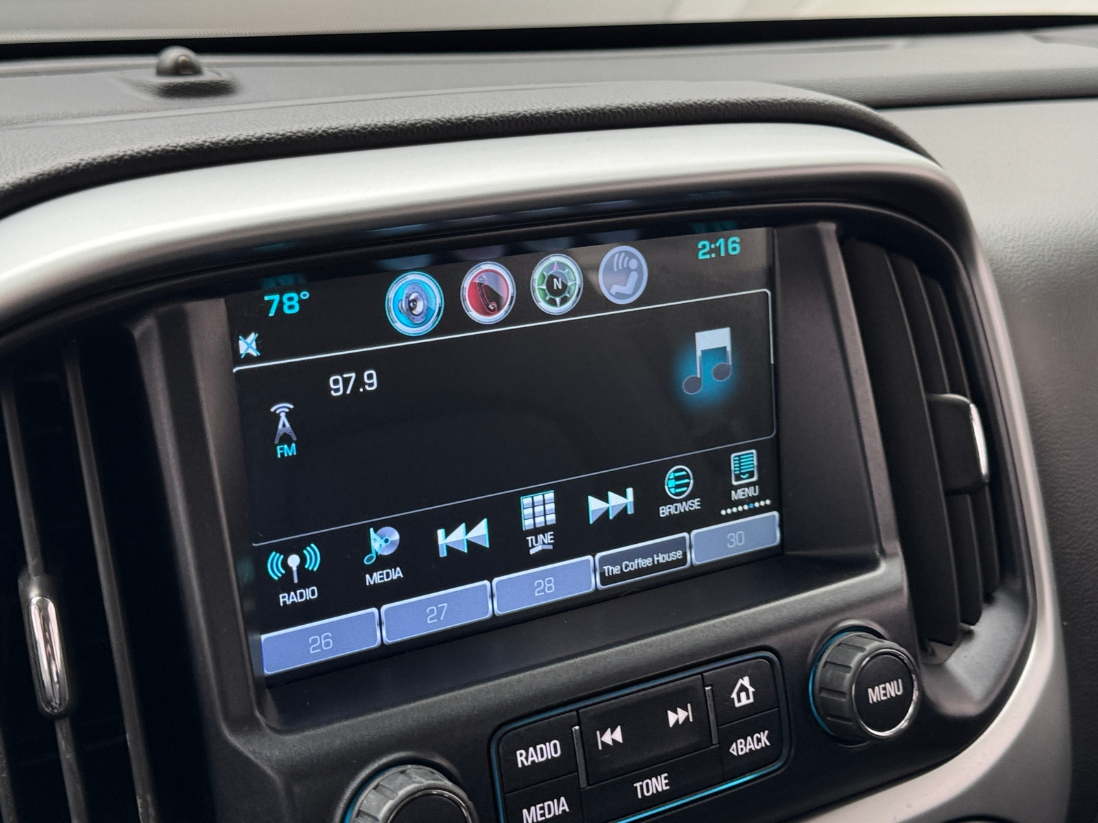Thumbnail: 2016 Chevrolet Colorado - 4