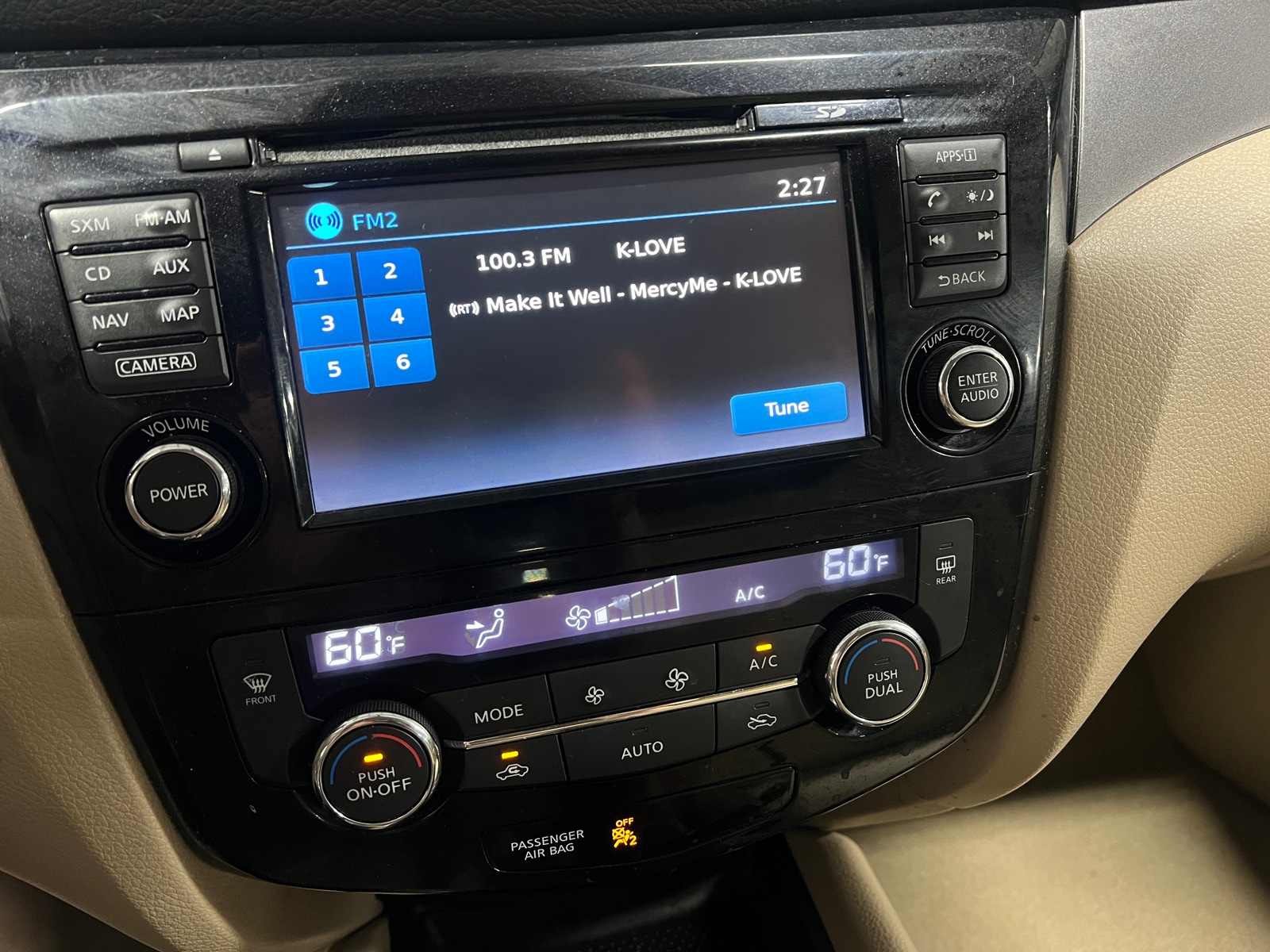 Thumbnail: 2015 Nissan Rogue - 4