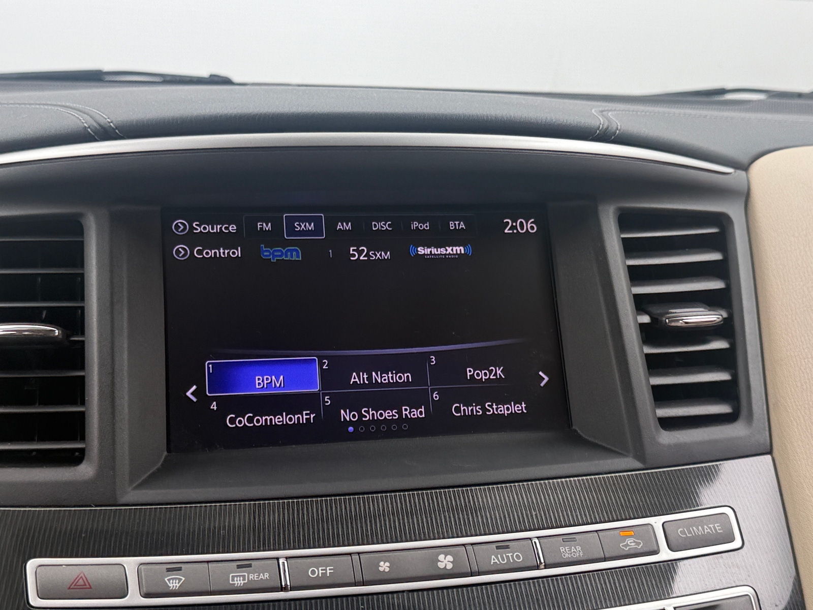 Thumbnail: 2019 INFINITI QX60 - 3