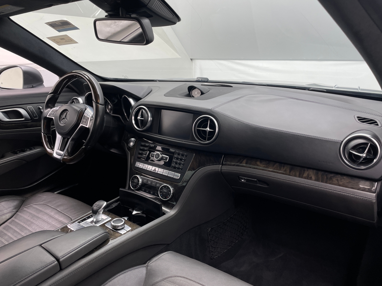 Thumbnail: 2016 Mercedes-Benz SL-Class - 2