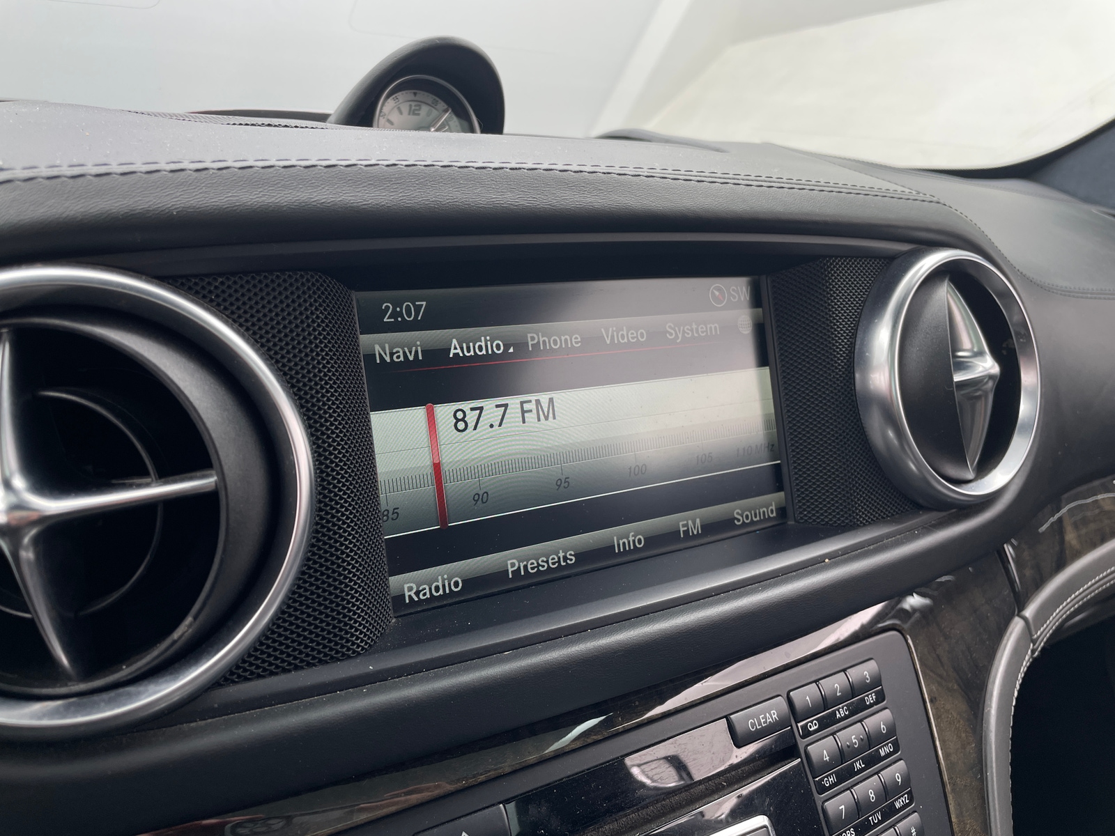 Thumbnail: 2016 Mercedes-Benz SL-Class - 3
