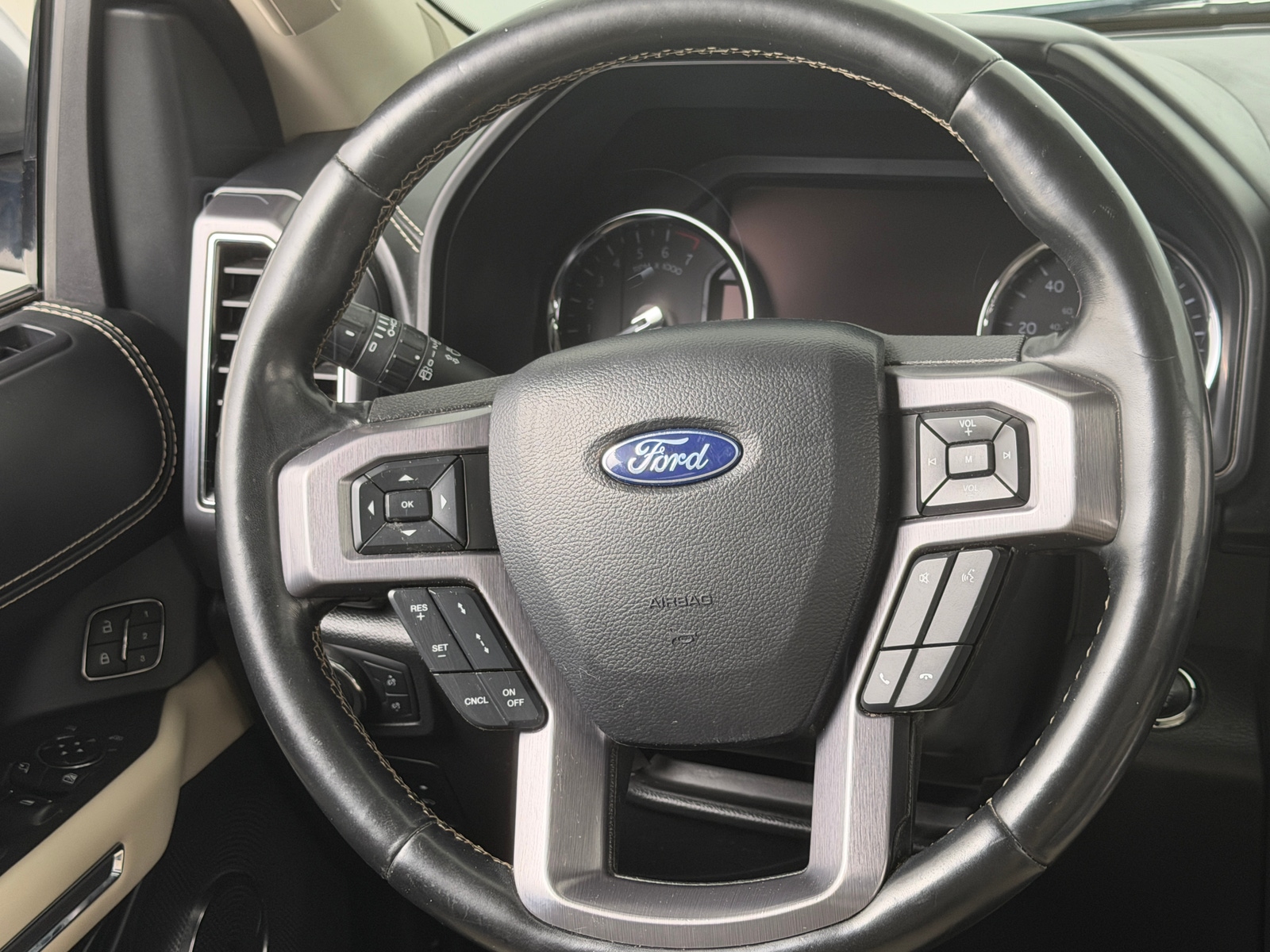 Thumbnail: 2020 Ford Expedition MAX - 4