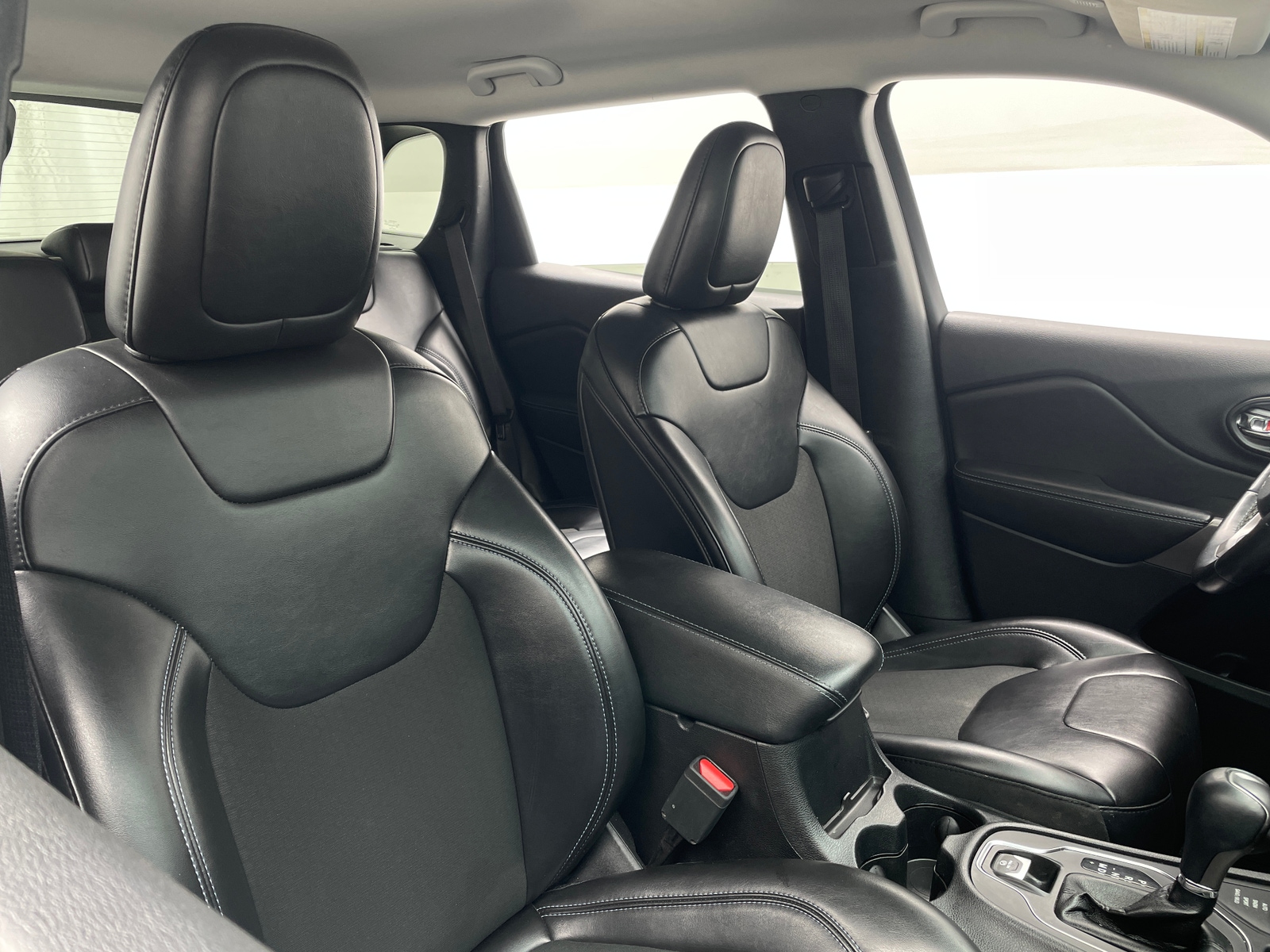 Thumbnail: 2020 Jeep Cherokee - 2