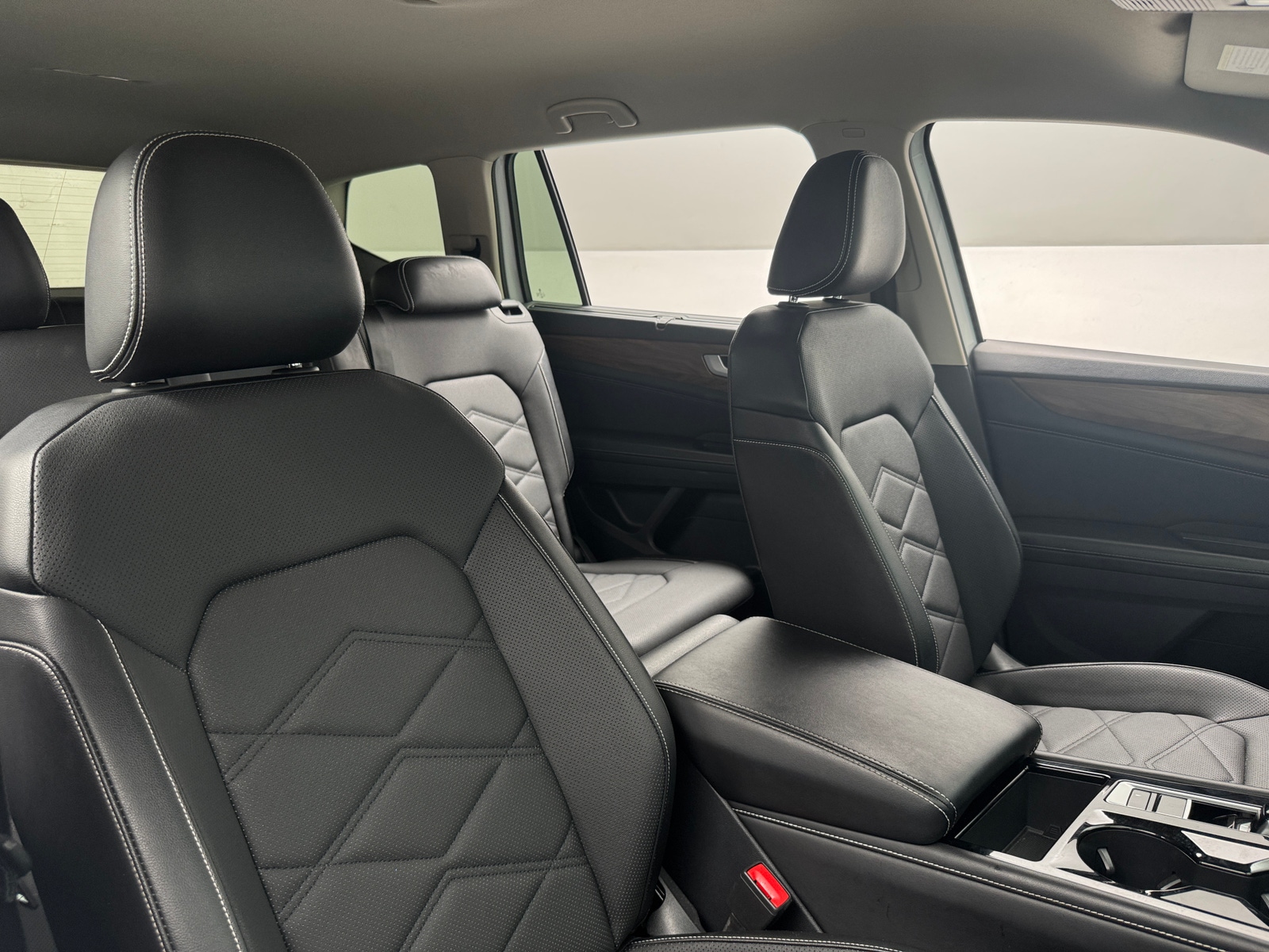 Thumbnail: 2024 Volkswagen Atlas - 2