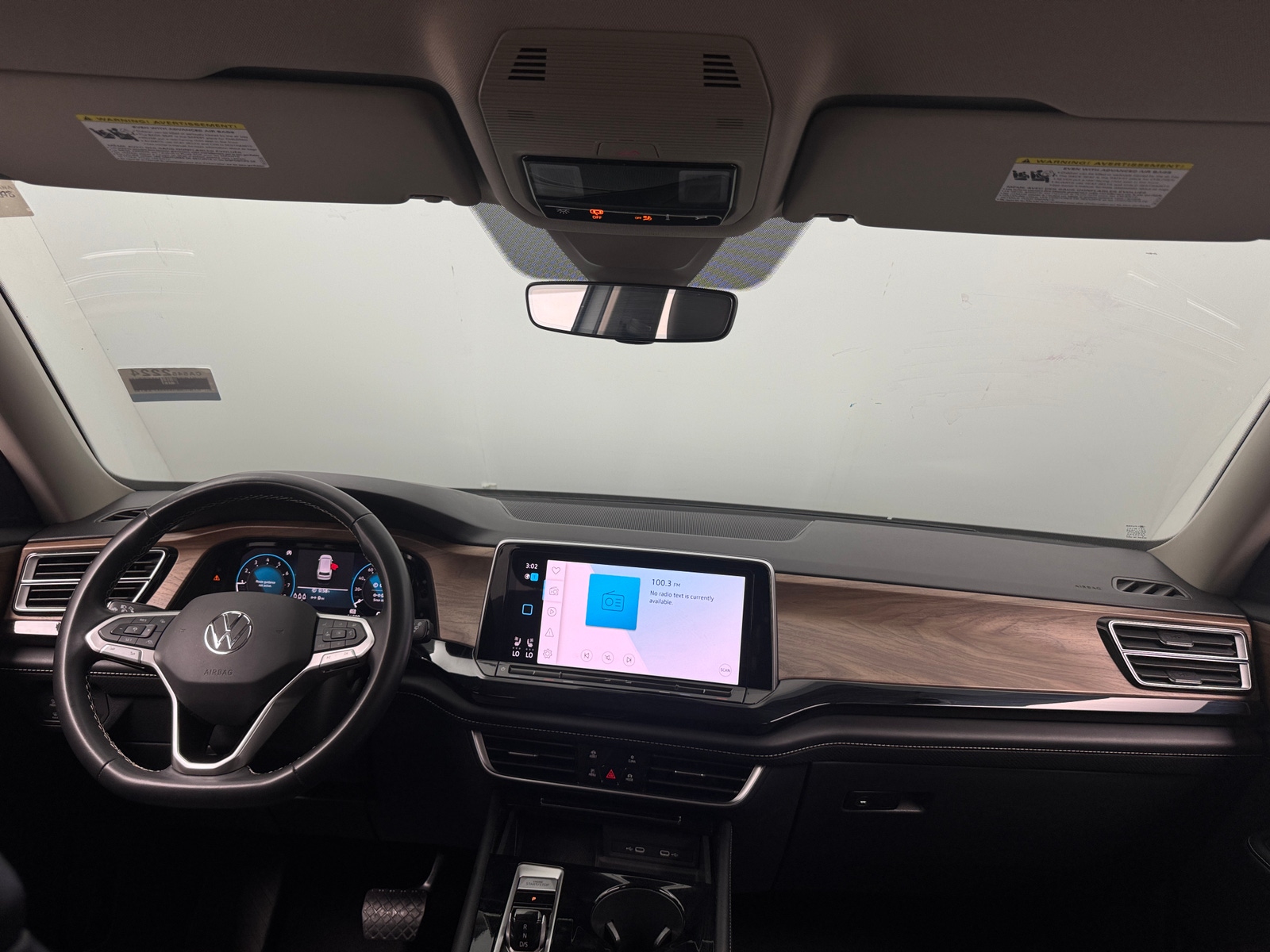 Thumbnail: 2024 Volkswagen Atlas - 3