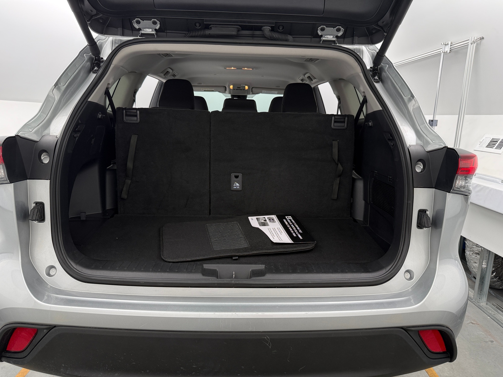 Thumbnail: 2025 Toyota Highlander - 7