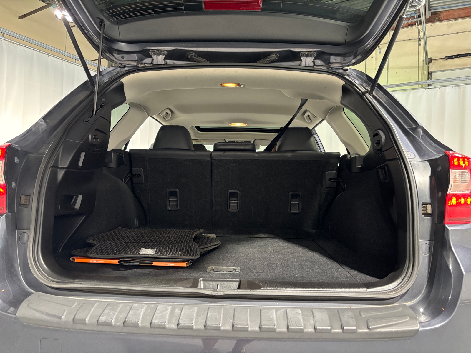Thumbnail: 2016 Subaru Outback - 6