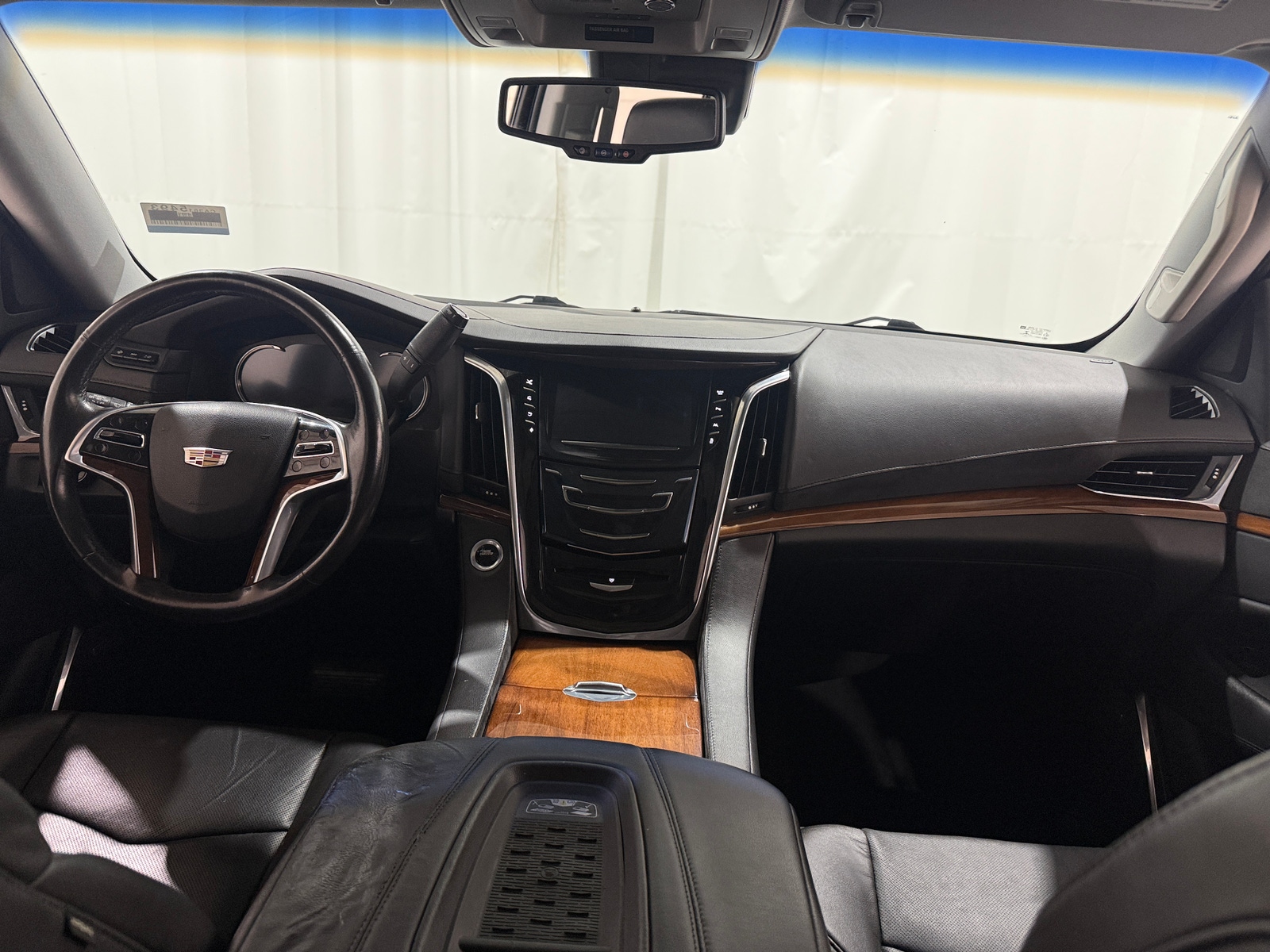 Thumbnail: 2016 Cadillac Escalade - 2