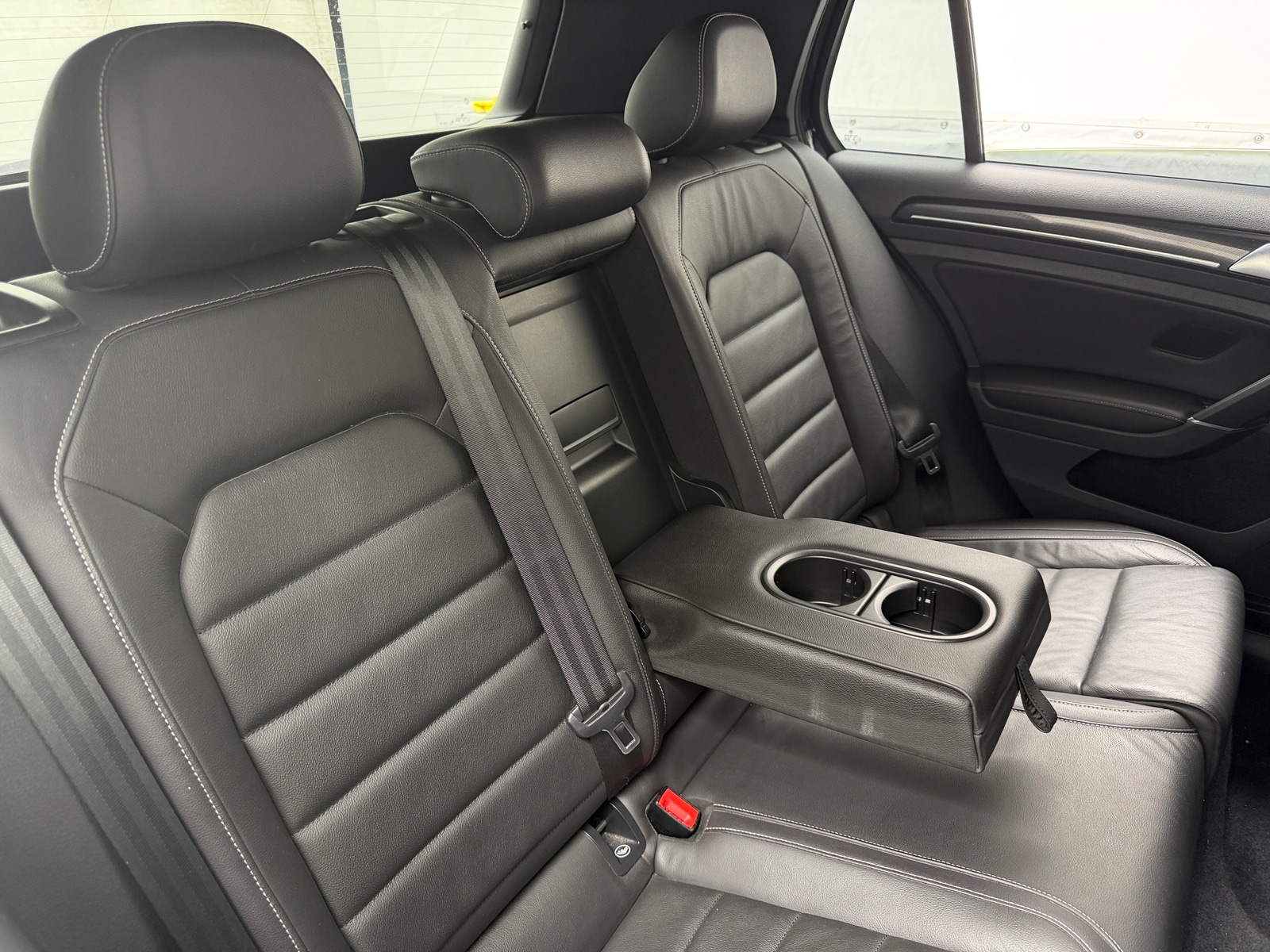 Thumbnail: 2016 Volkswagen Golf - 5