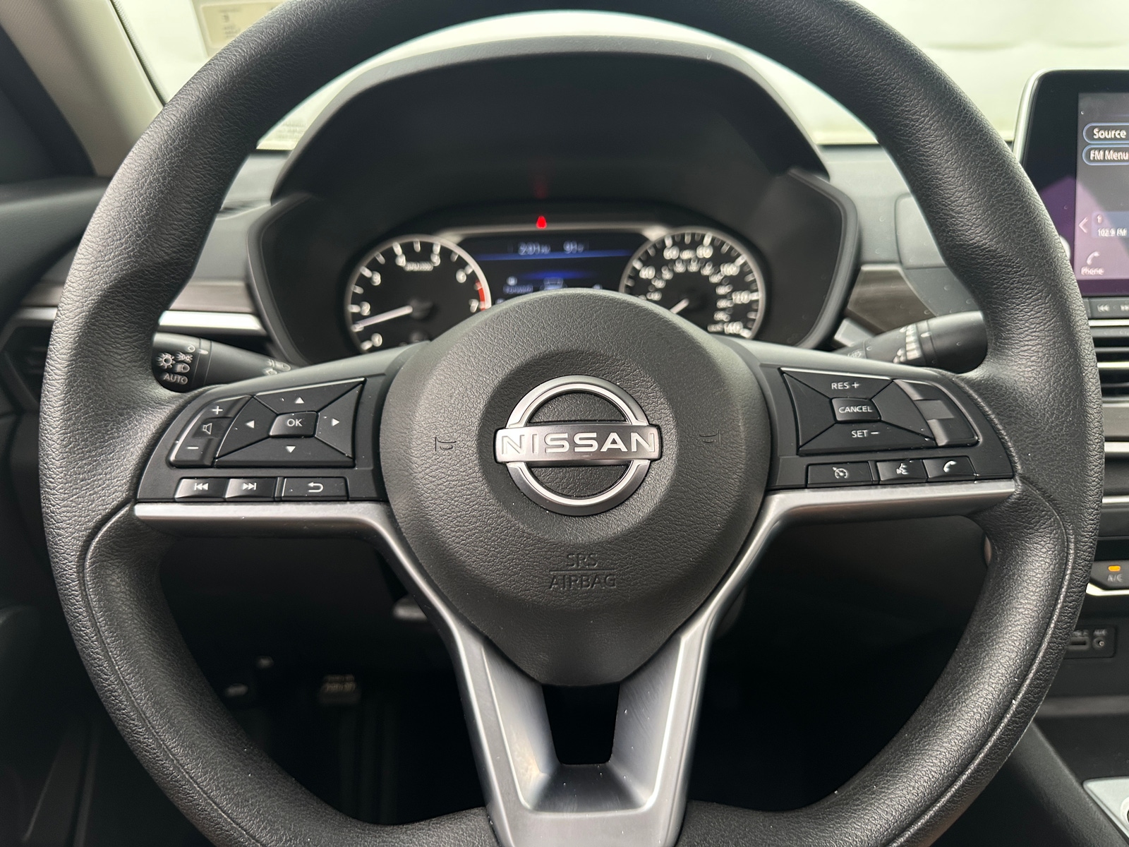 Thumbnail: 2025 Nissan Altima - 5