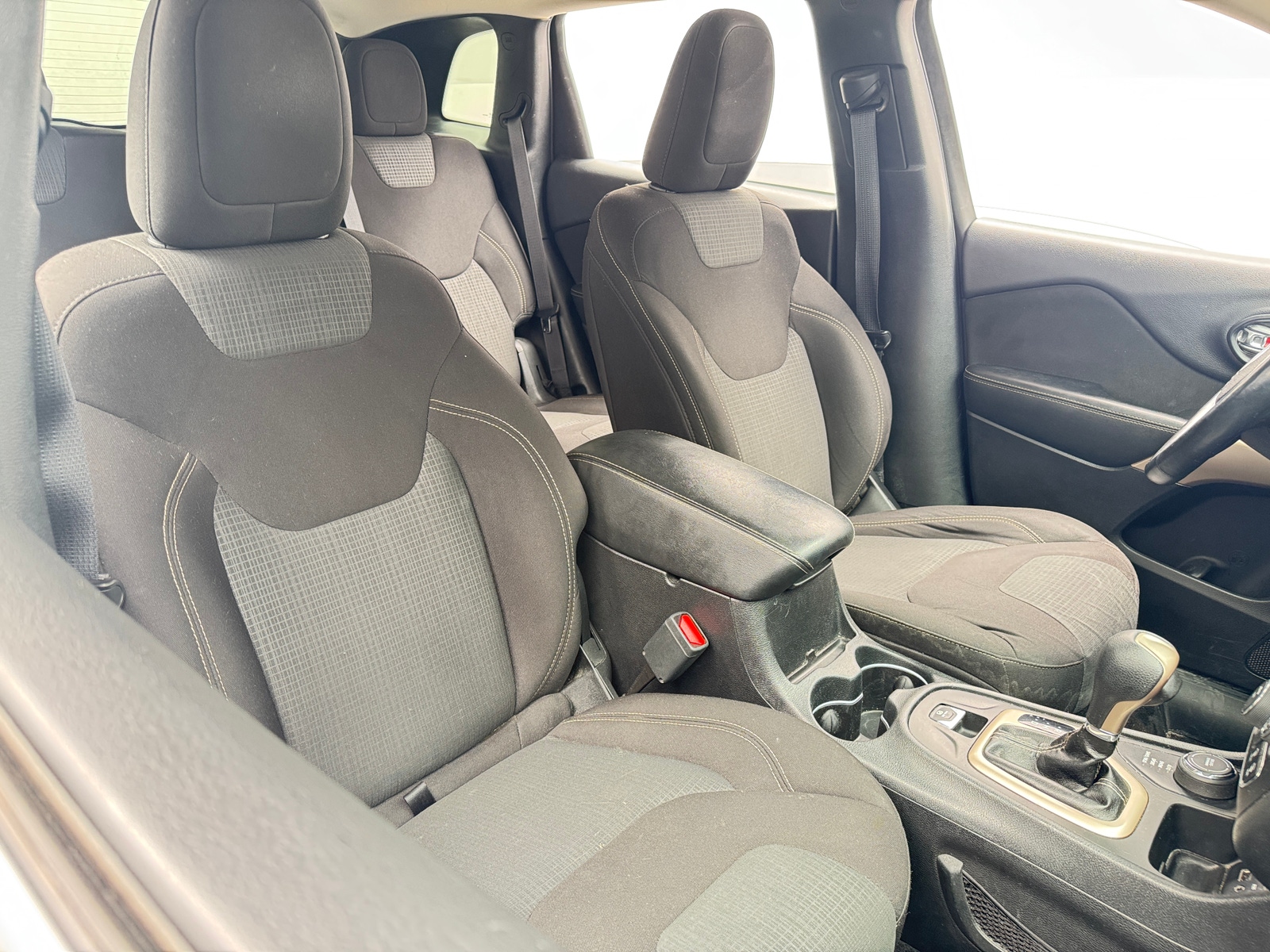 Thumbnail: 2017 Jeep Cherokee - 2