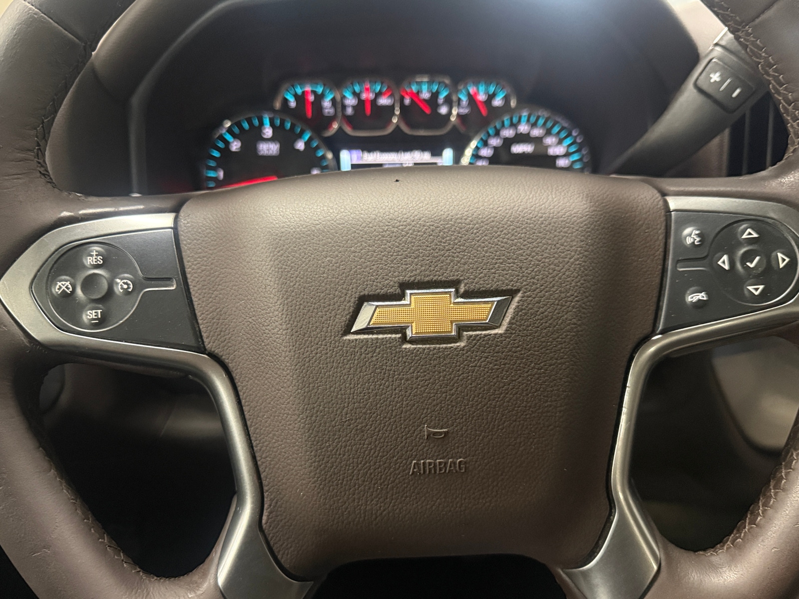 Thumbnail: 2015 Chevrolet Silverado 1500 - 5