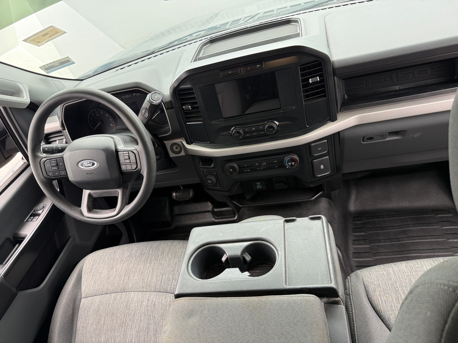 Thumbnail: 2023 Ford Econoline - 3