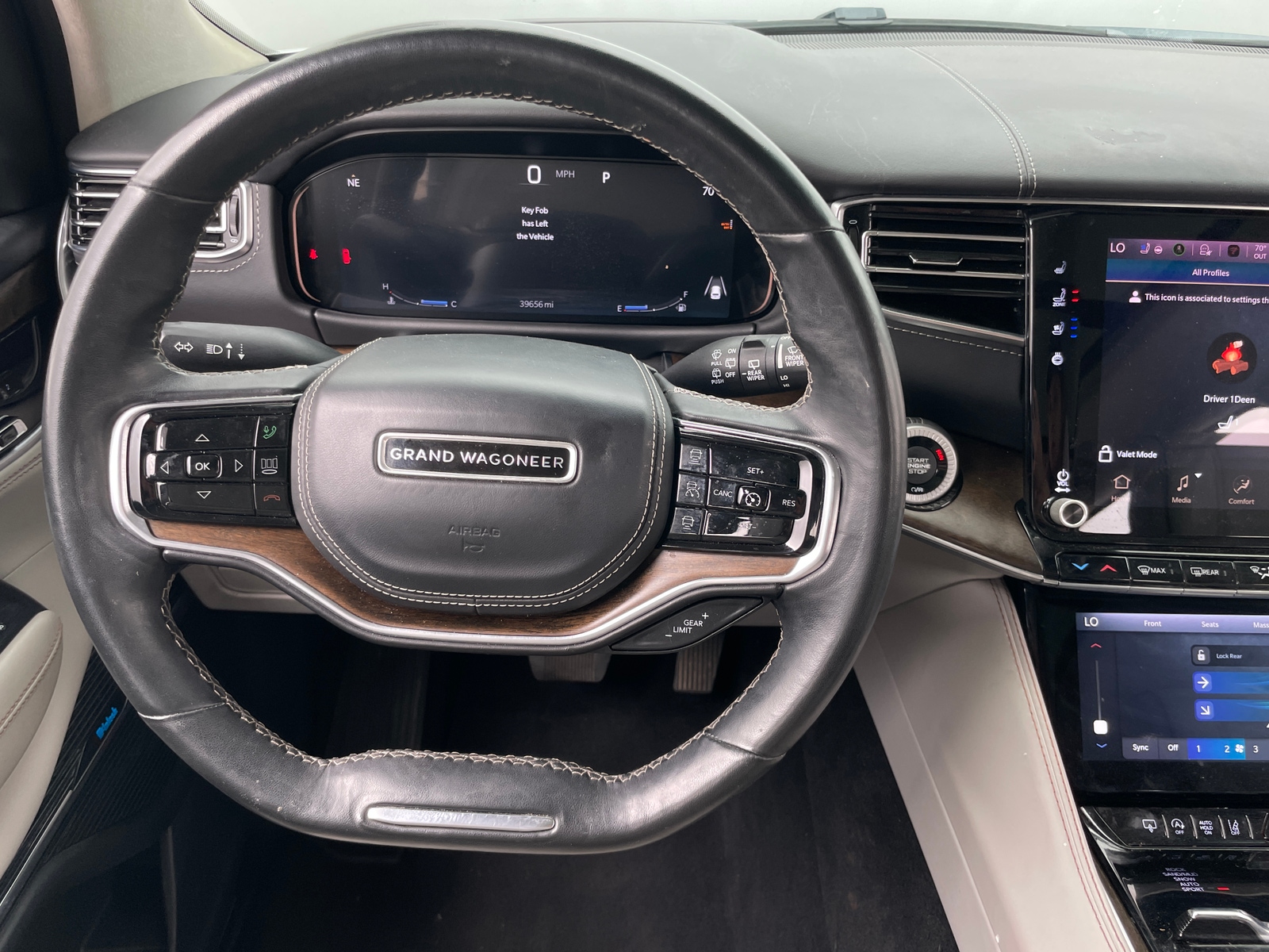 Thumbnail: 2023 Jeep Grand Wagoneer - 4