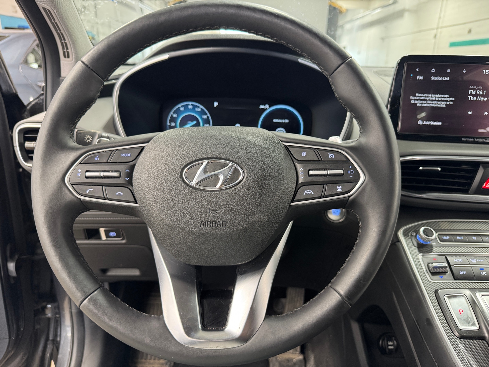 Thumbnail: 2023 Hyundai Santa Fe - 4