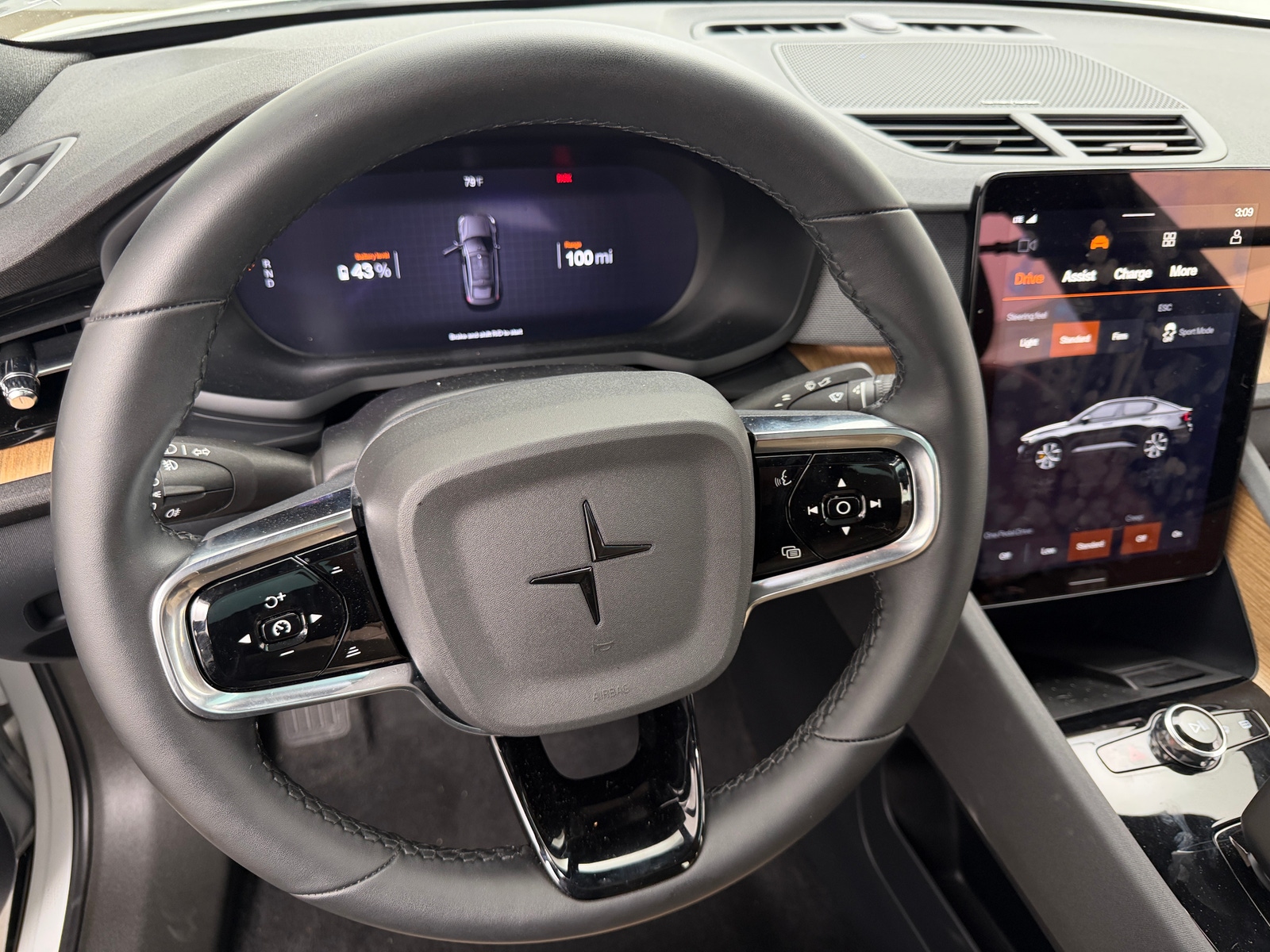 Thumbnail: 2022 Polestar 2 - 4