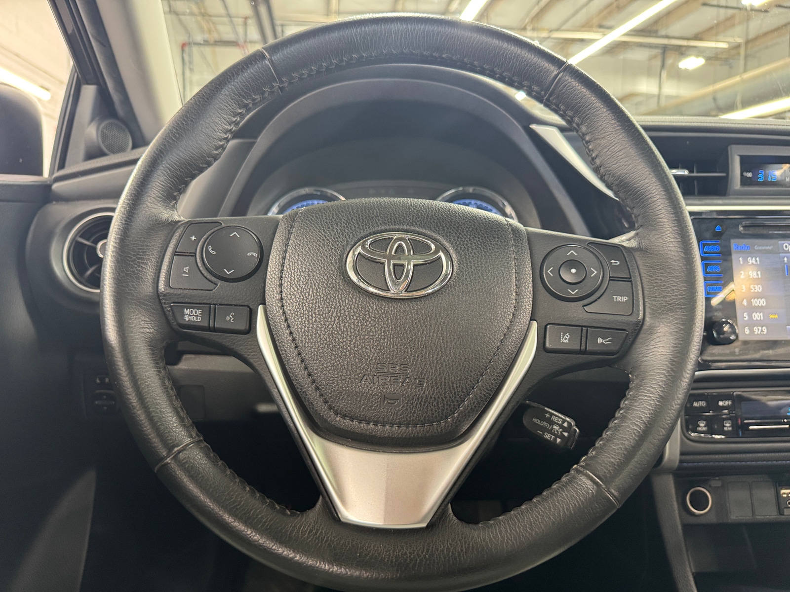 Thumbnail: 2017 Toyota Corolla - 5
