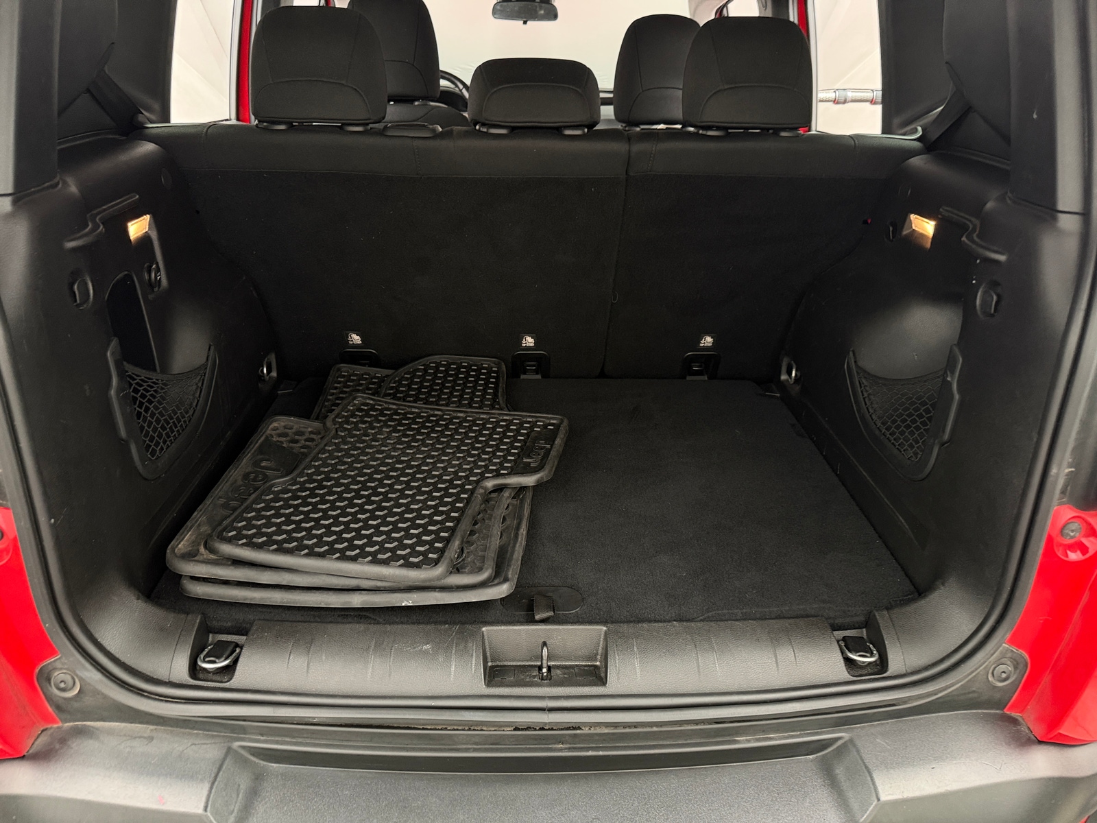 Thumbnail: 2017 Jeep Renegade - 7