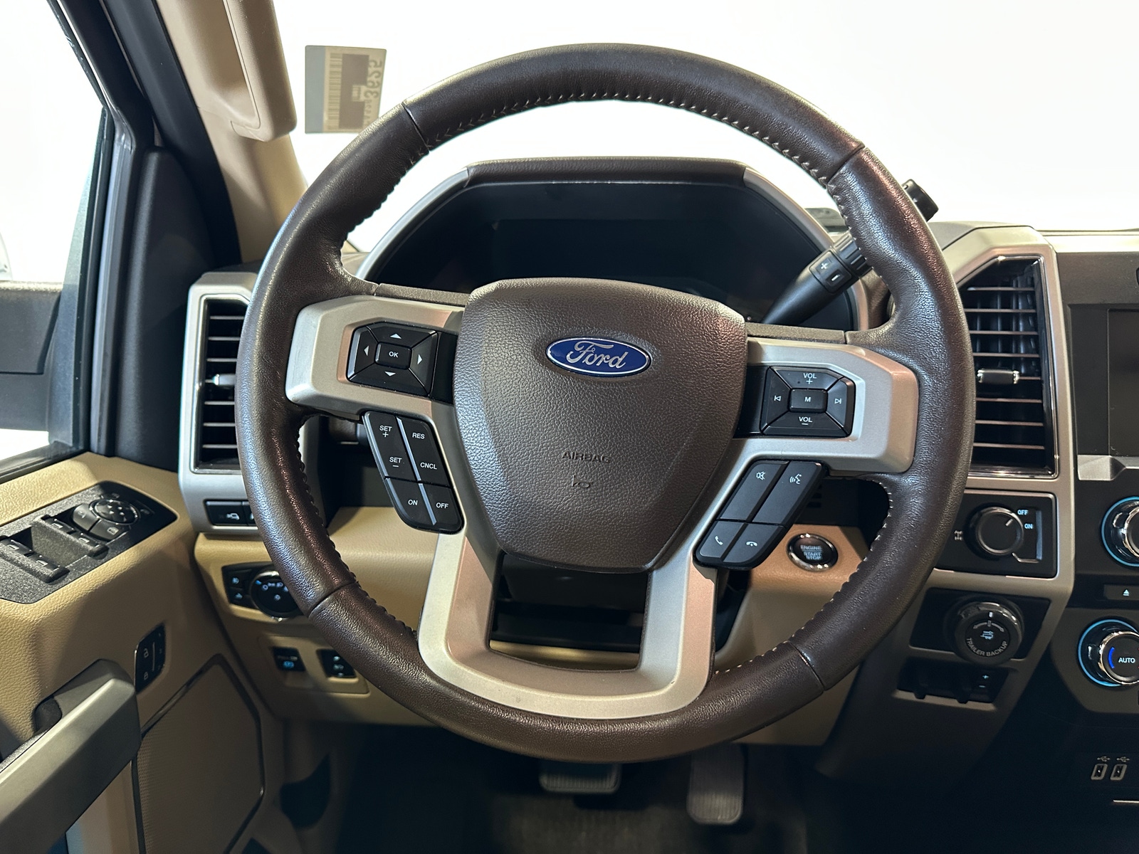 Thumbnail: 2018 Ford Econoline - 4