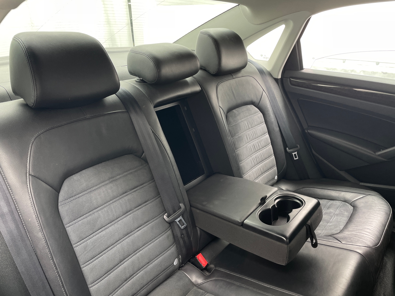 Thumbnail: 2014 Volkswagen Passat - 5