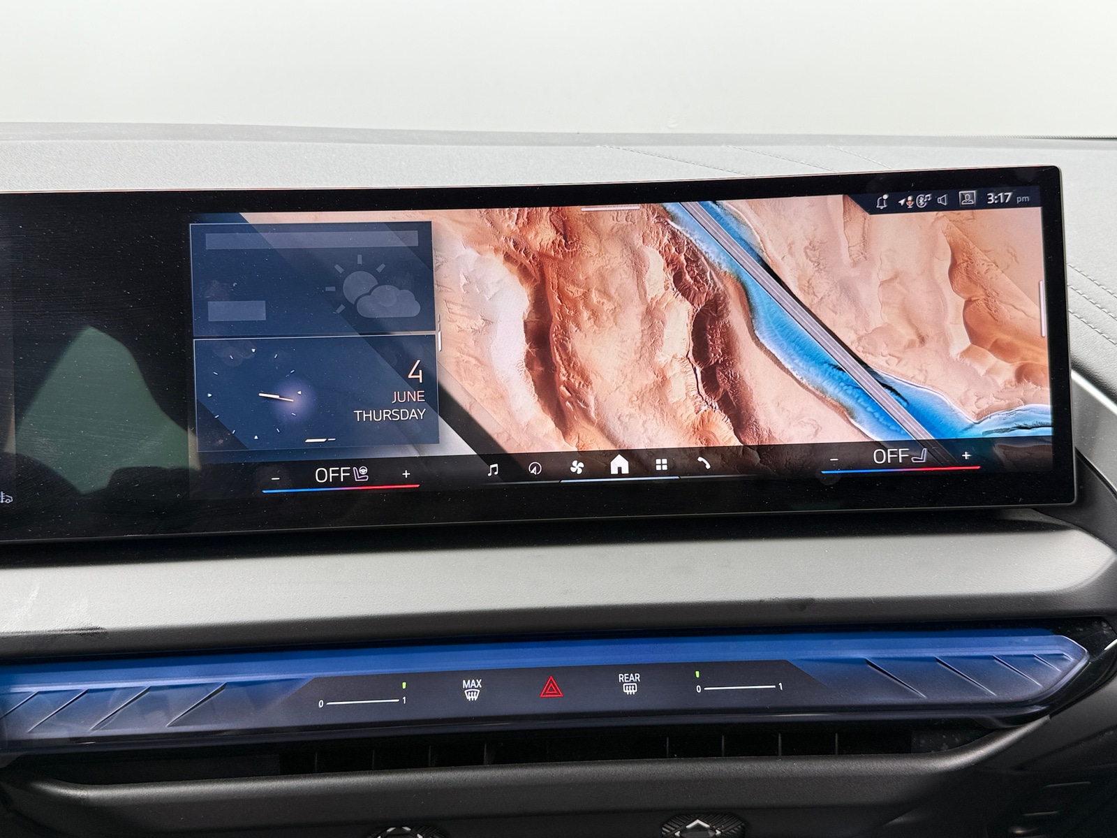 Thumbnail: 2025 BMW X3 - 3