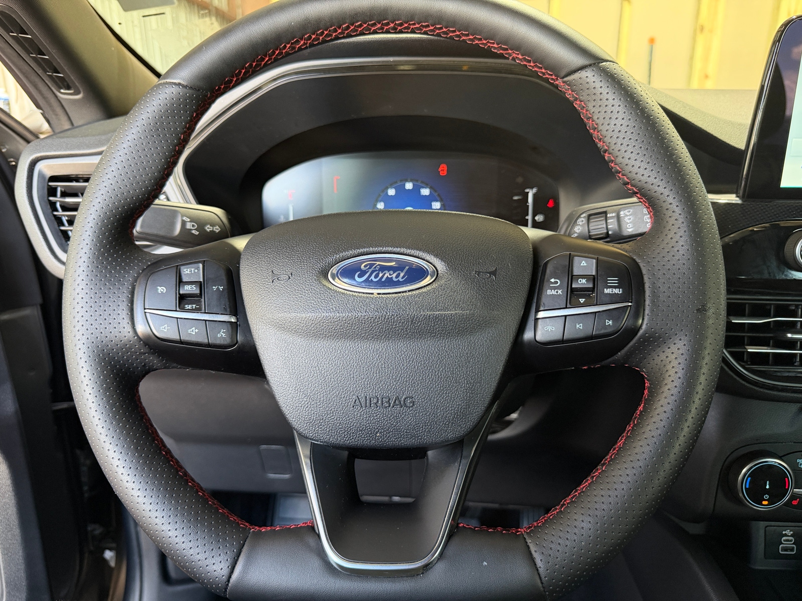 Thumbnail: 2025 Ford Escape - 5