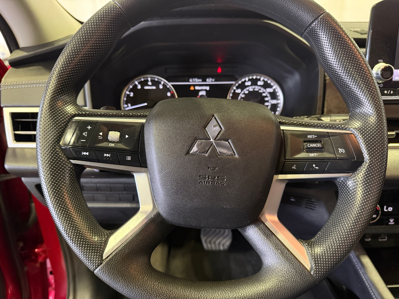 Thumbnail: 2022 Mitsubishi Outlander - 5