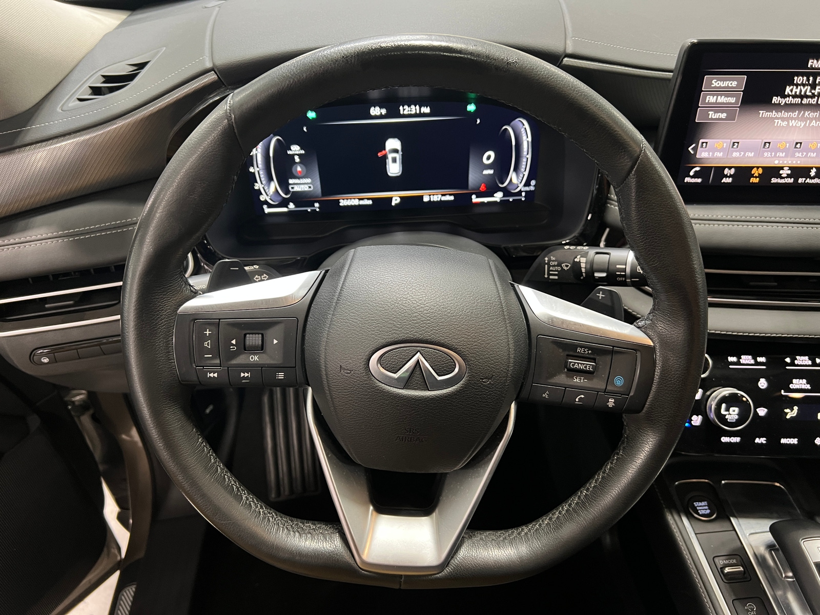 Thumbnail: 2023 INFINITI QX60 - 4