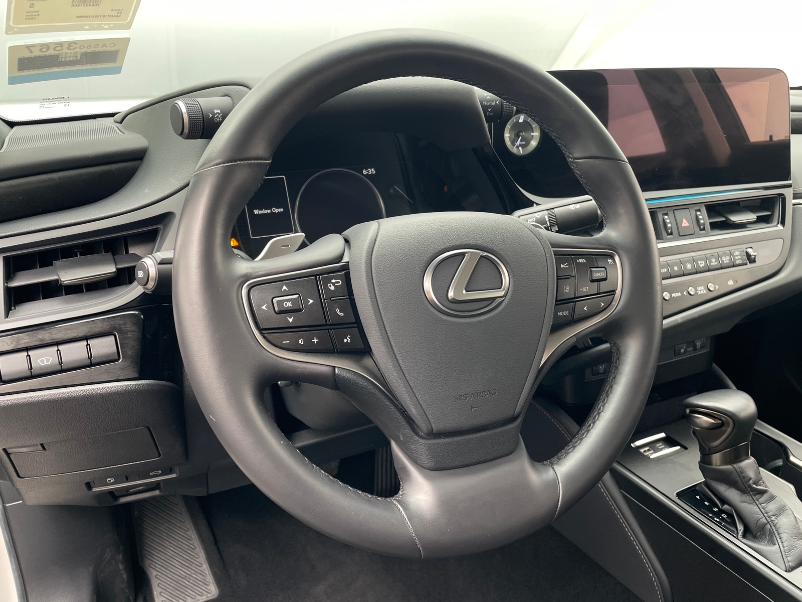 Thumbnail: 2025 Lexus ES - 4