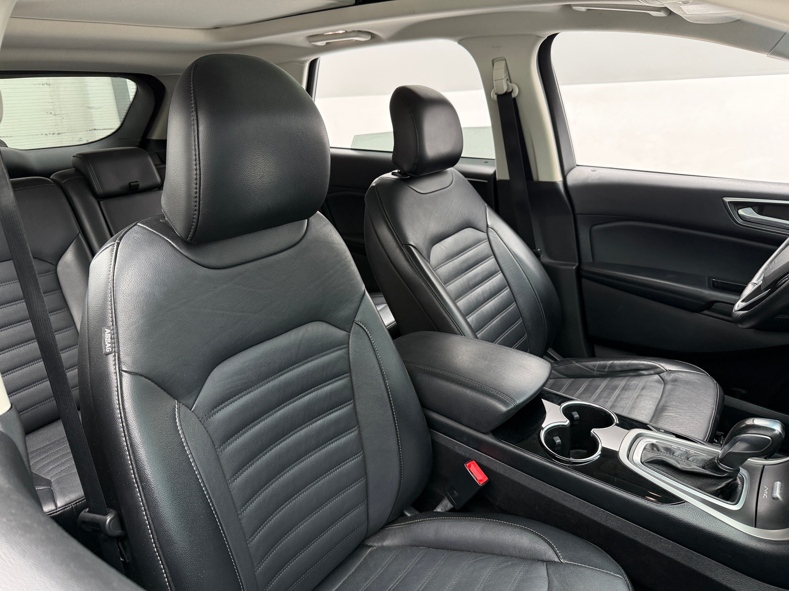 Thumbnail: 2016 Ford Edge - 2