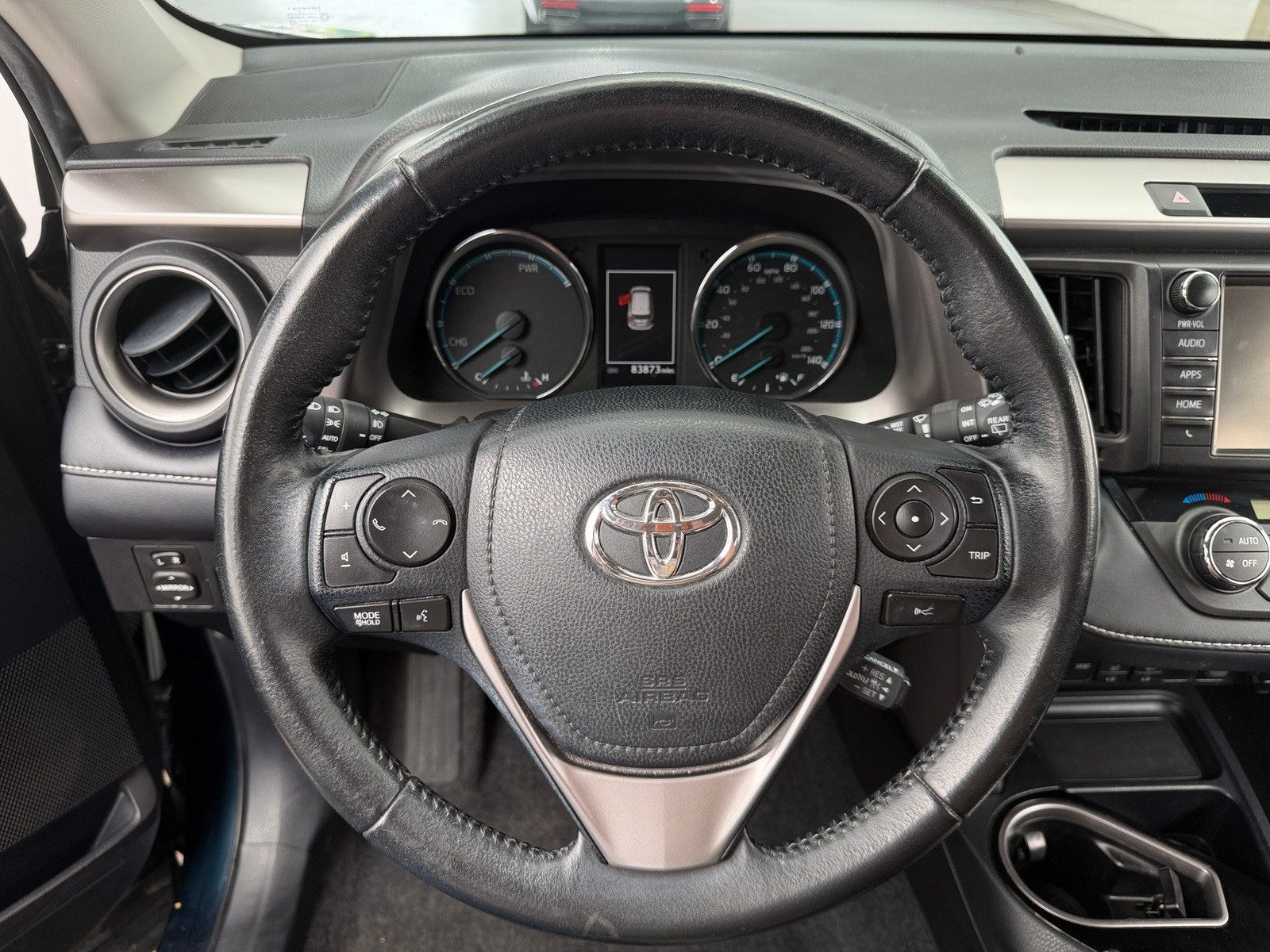 Thumbnail: 2017 Toyota RAV4 - 4