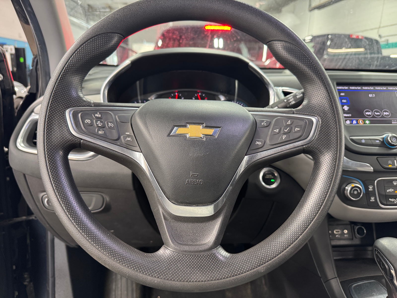 Thumbnail: 2022 Chevrolet Equinox - 5