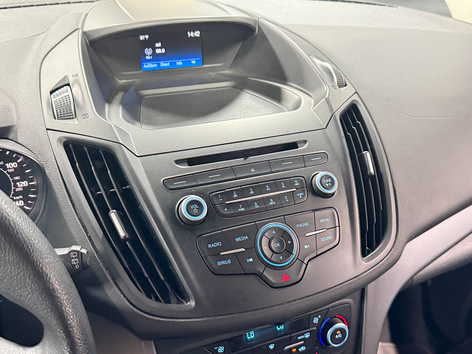 Thumbnail: 2018 Ford Escape - 4