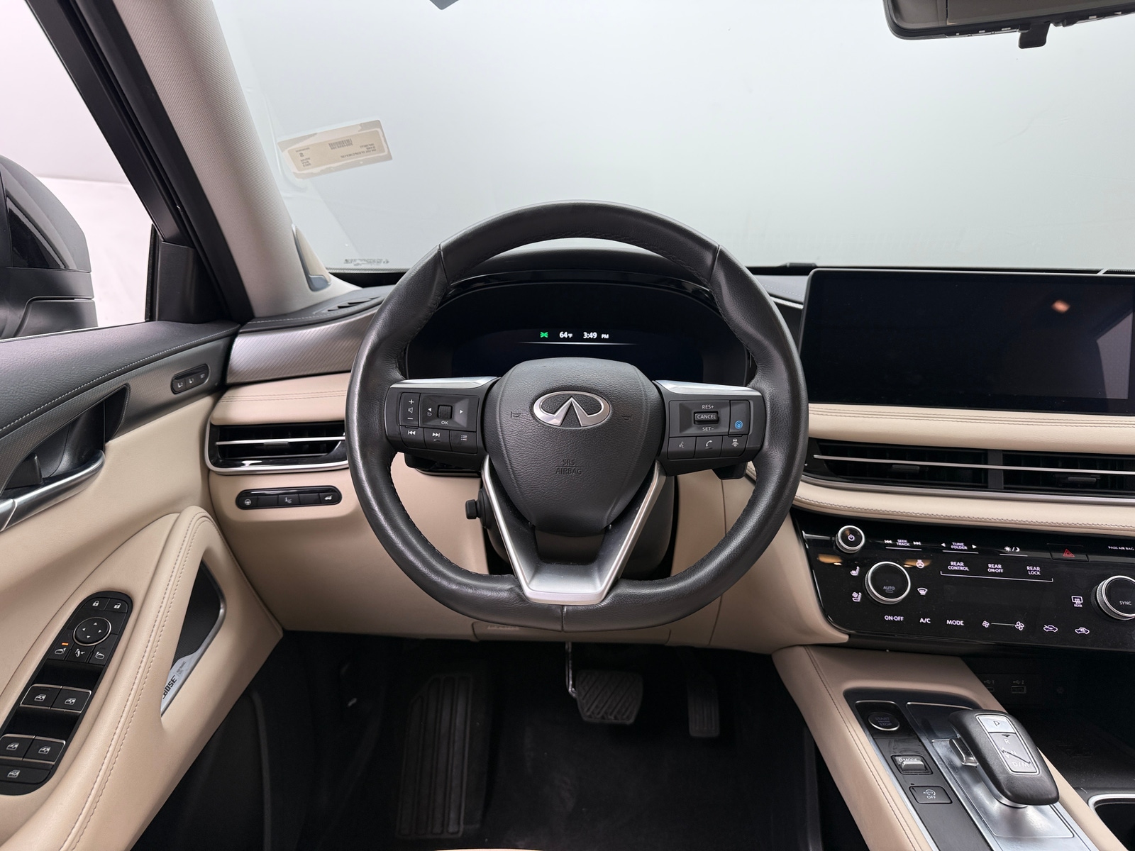 Thumbnail: 2023 INFINITI QX60 - 4