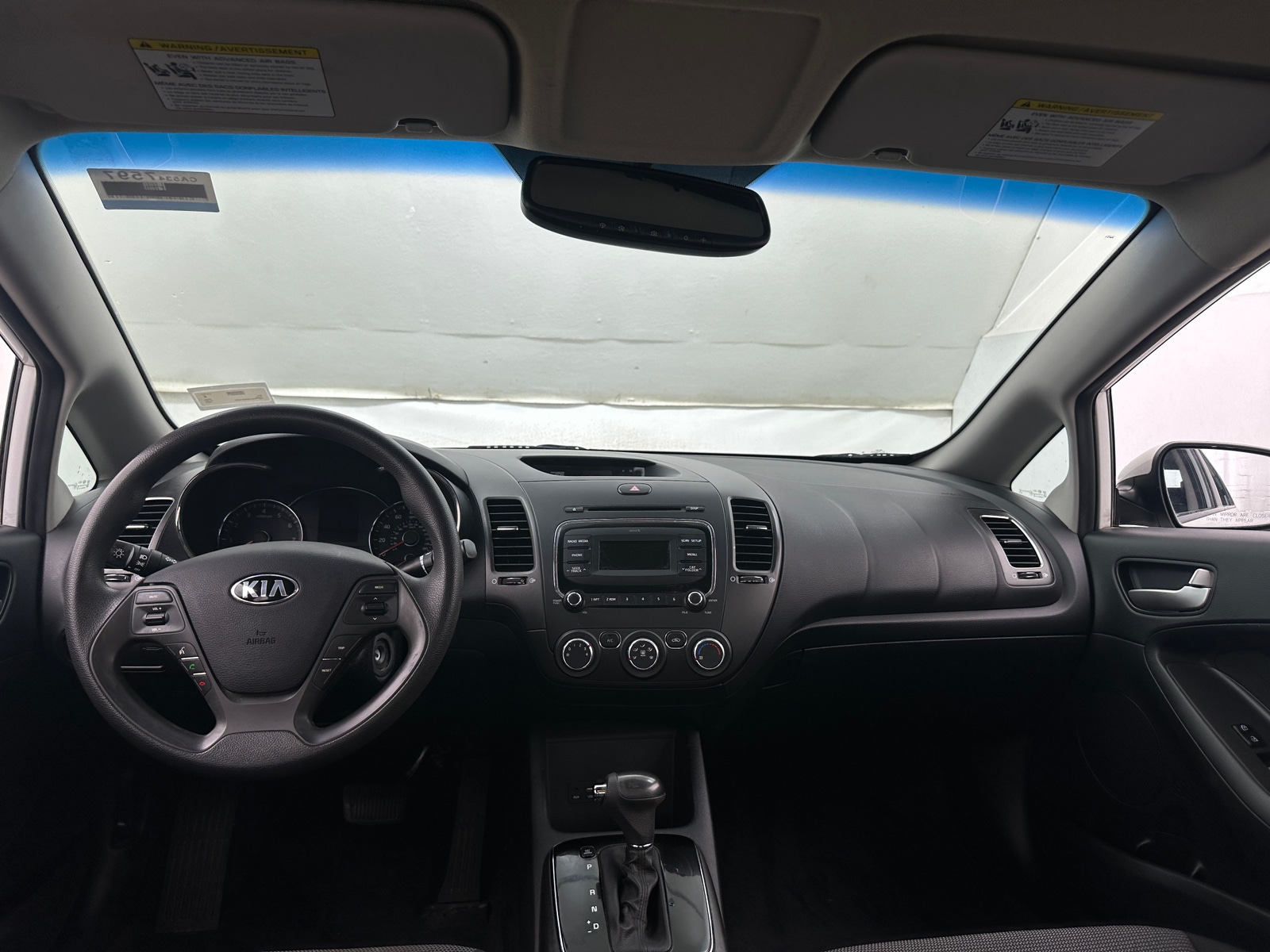 Thumbnail: 2017 Kia Forte - 3