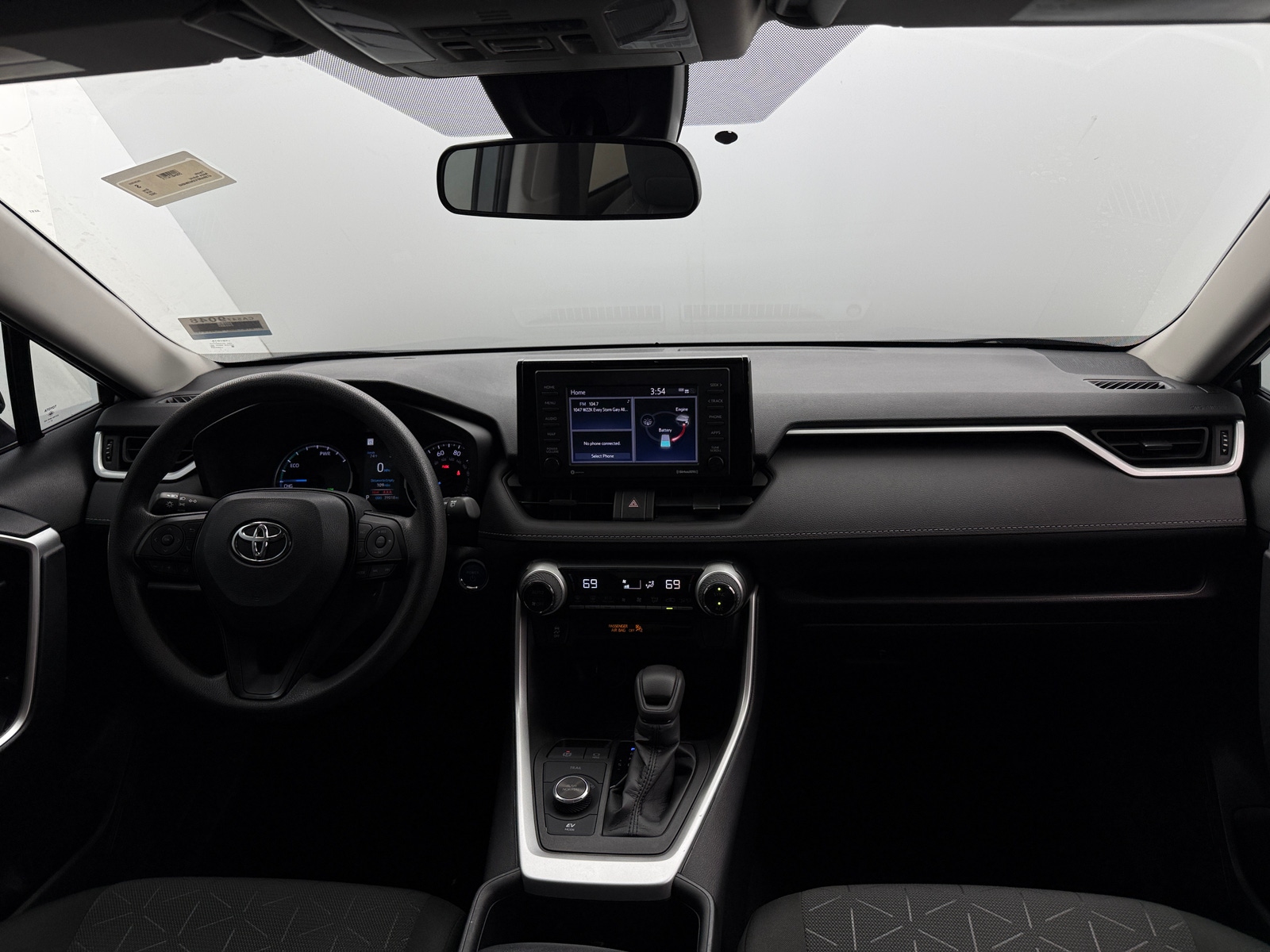 Thumbnail: 2022 Toyota RAV4 - 3