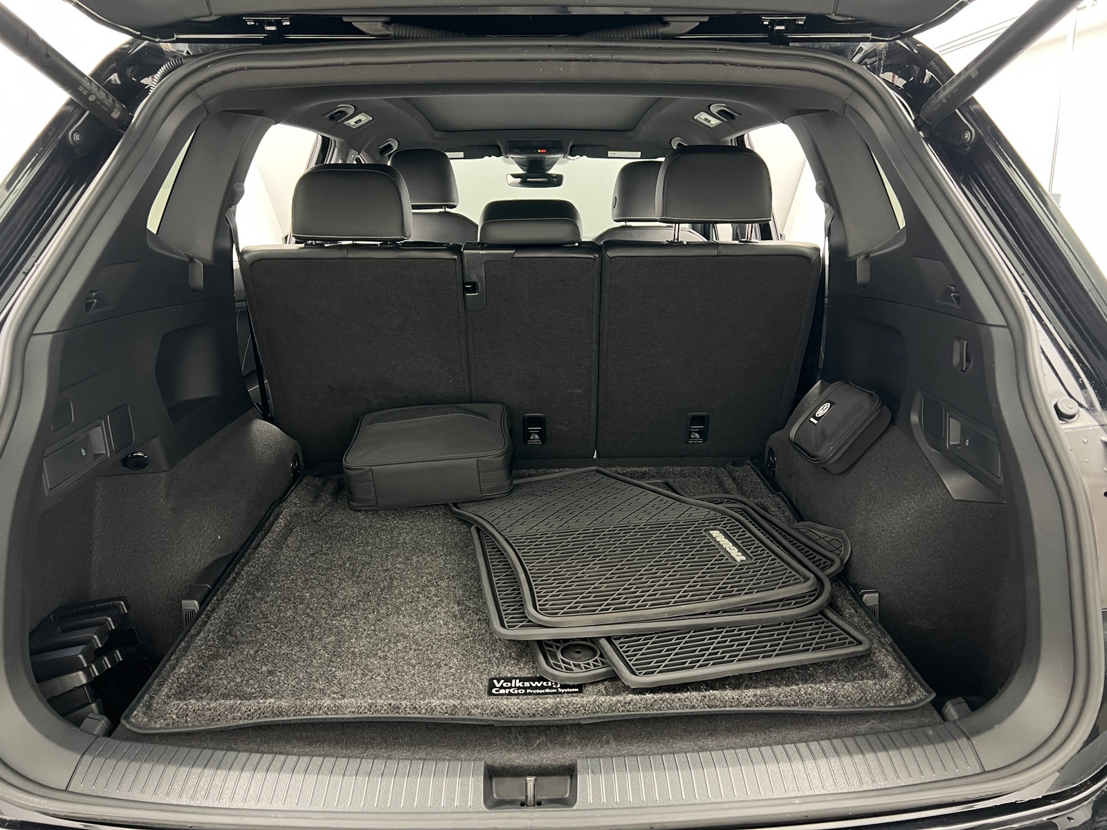 Thumbnail: 2024 Volkswagen Tiguan - 6
