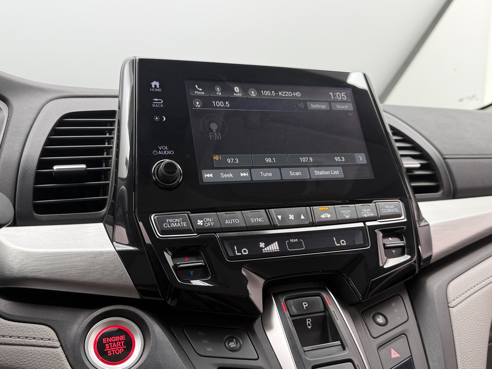 Thumbnail: 2018 Honda Odyssey - 3